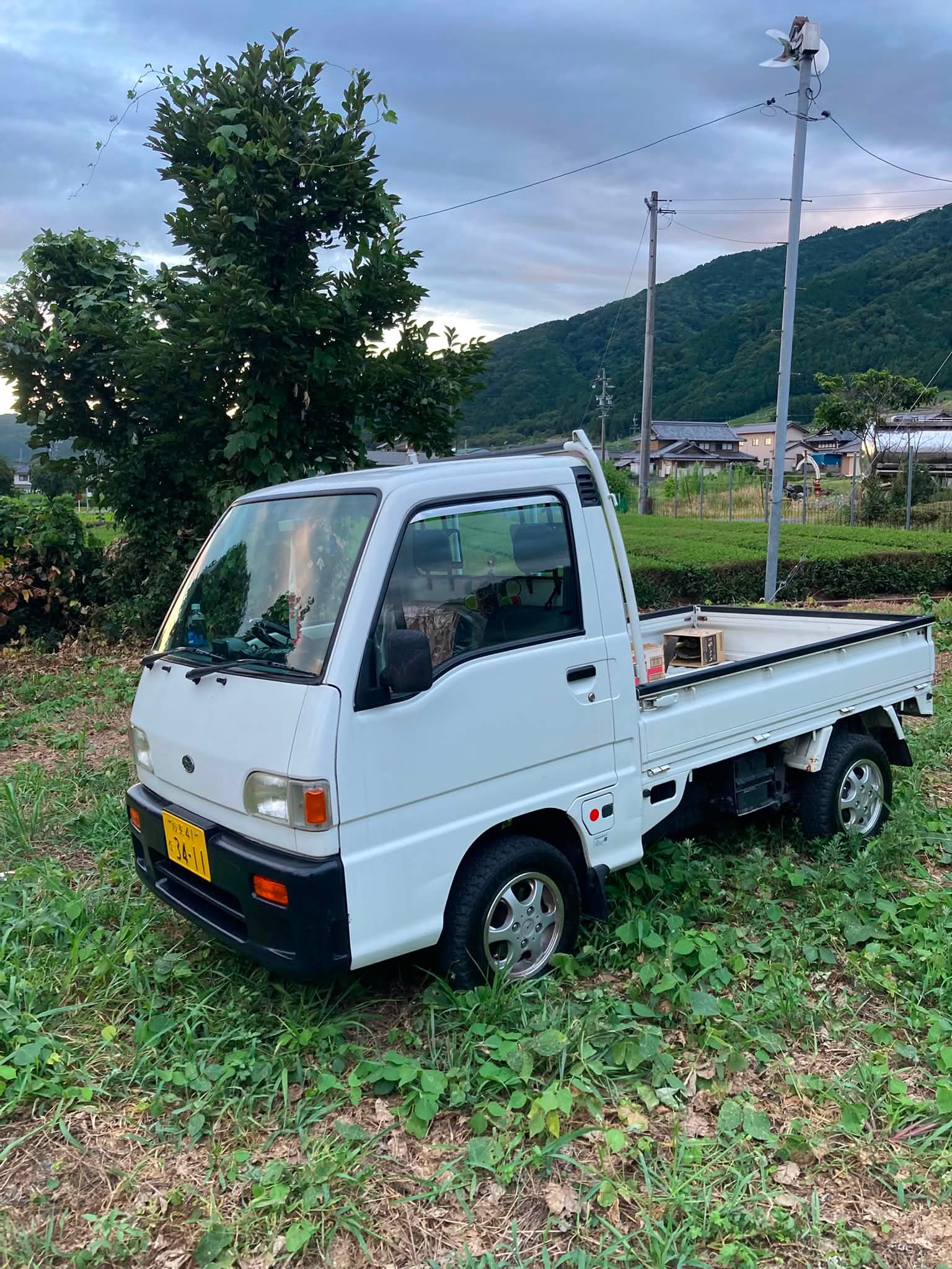 スバルサンバー2代目 郵便車 ダイヤペットのミニカーはサイズが