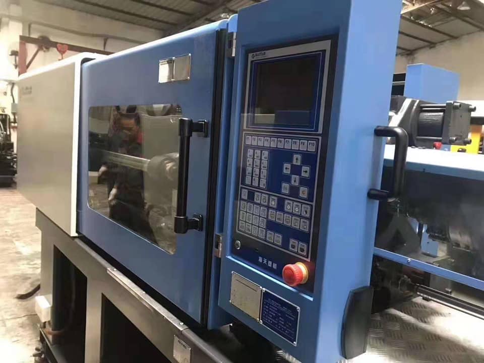 5 sets Haitian SA1200(120t) machine on sell. All machine are variable ...
