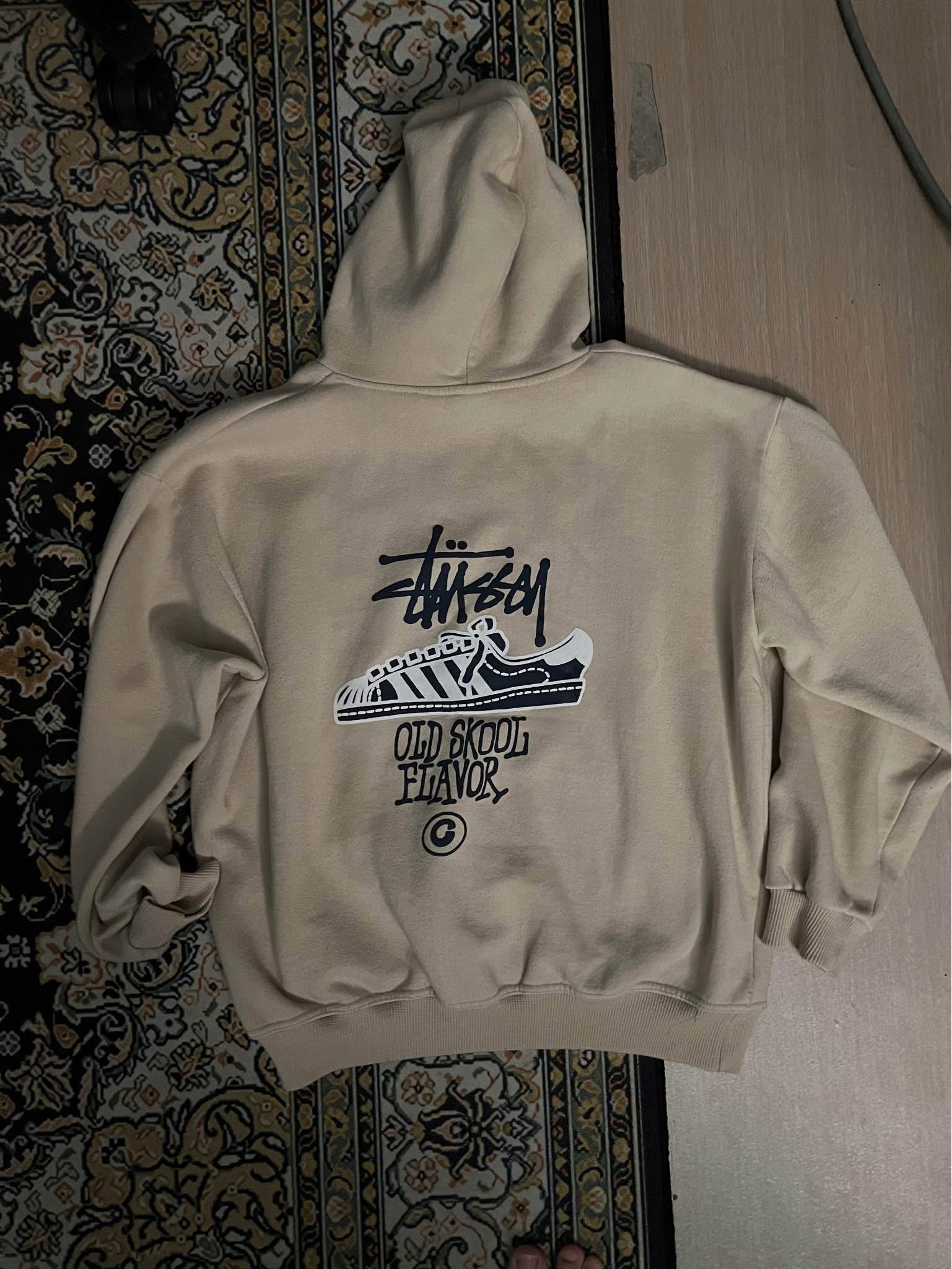 Stussy Hoodie Old Skool Vintage - Size on tag (L) - Pit 22/23 