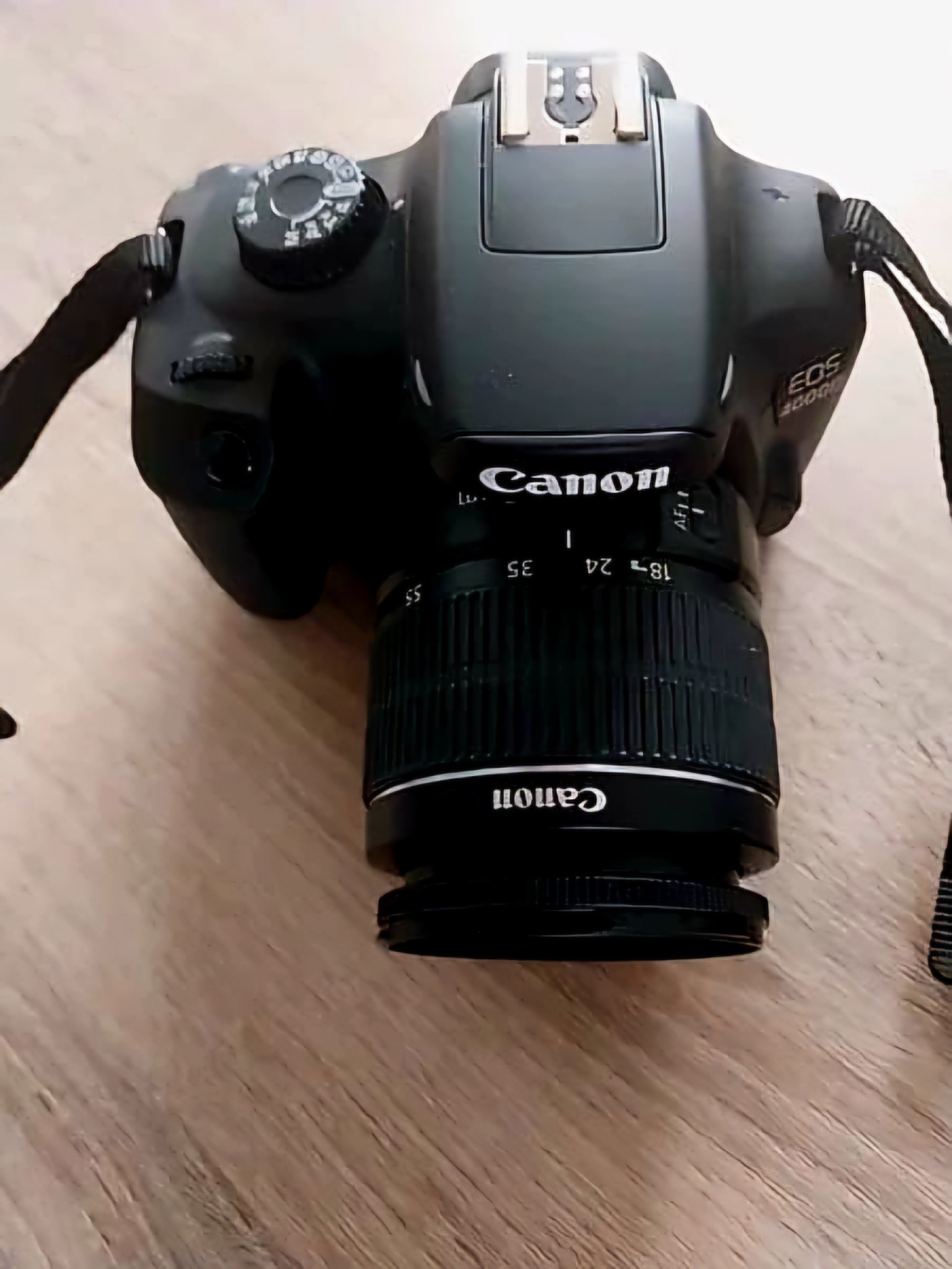 CANON BLACK DIGITAL EOS 550D CAMERA WITH EF-S 18-135mm ZOOM LENS 1 
