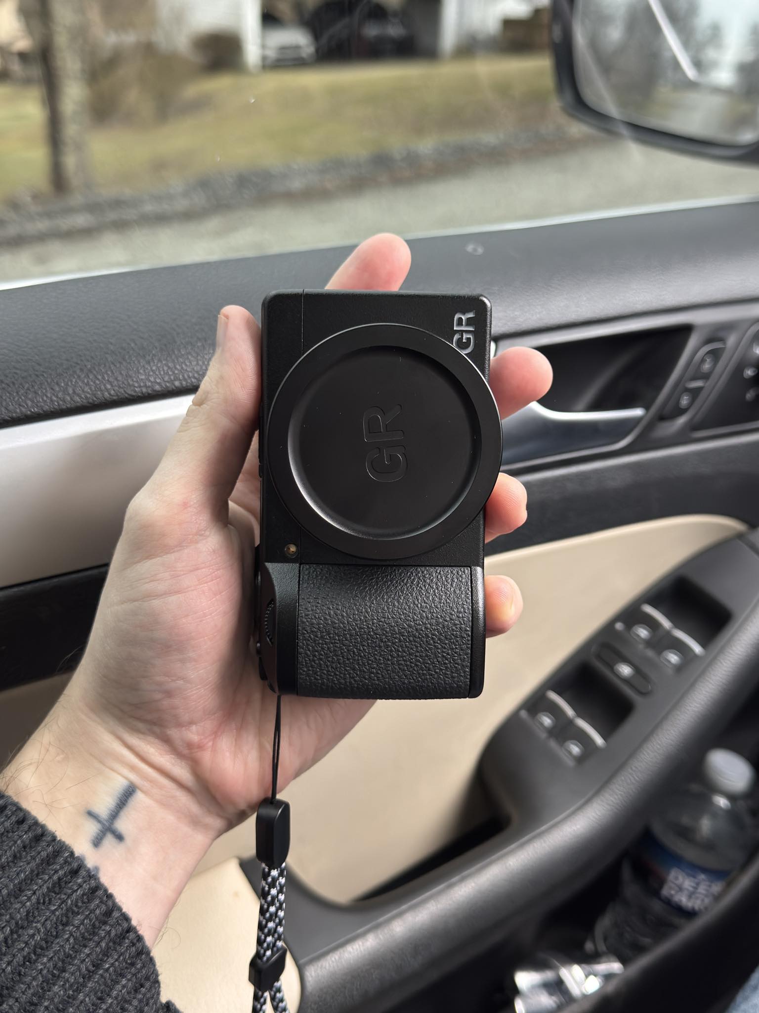 JJC Metal Lens Cap with UV Protective Filter for