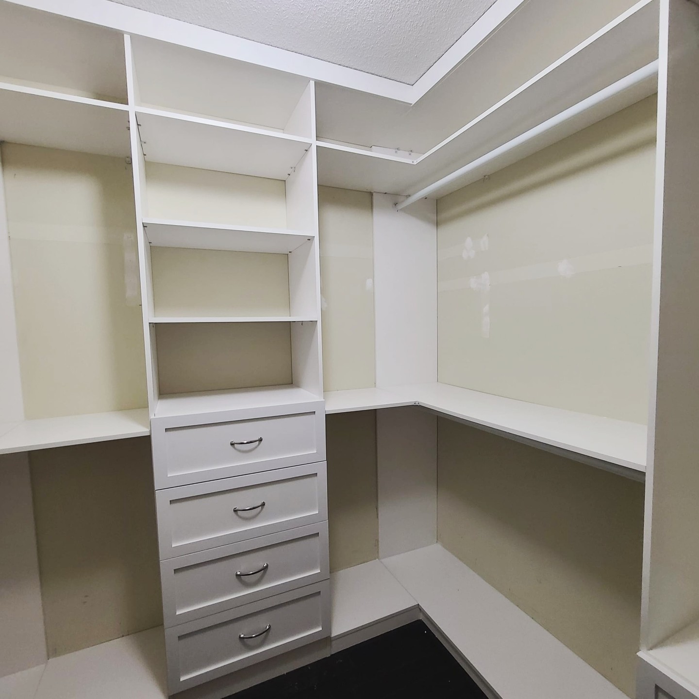 Custom Closets GTA