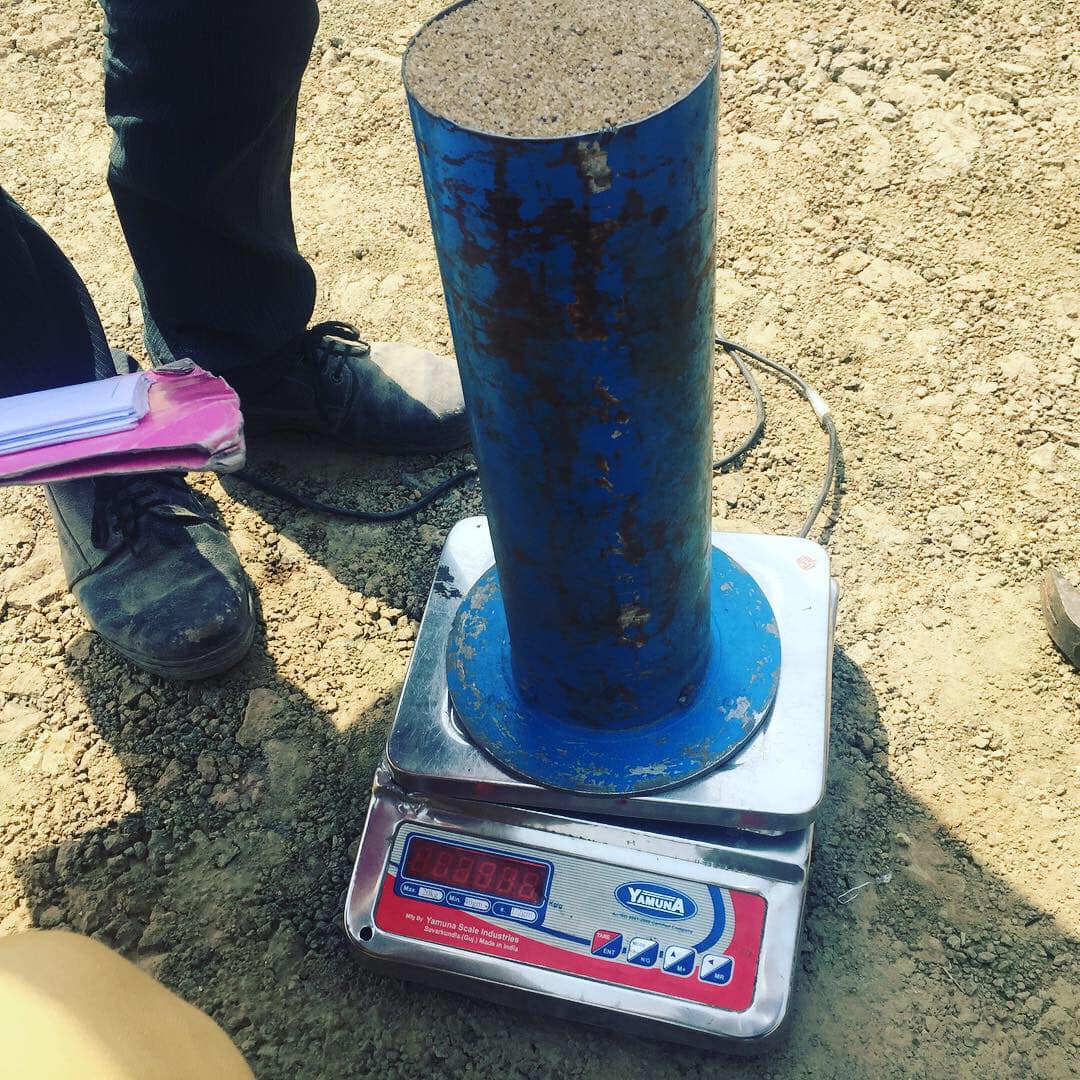 Soil compaction test by sand... - Civil Tutorials Tips