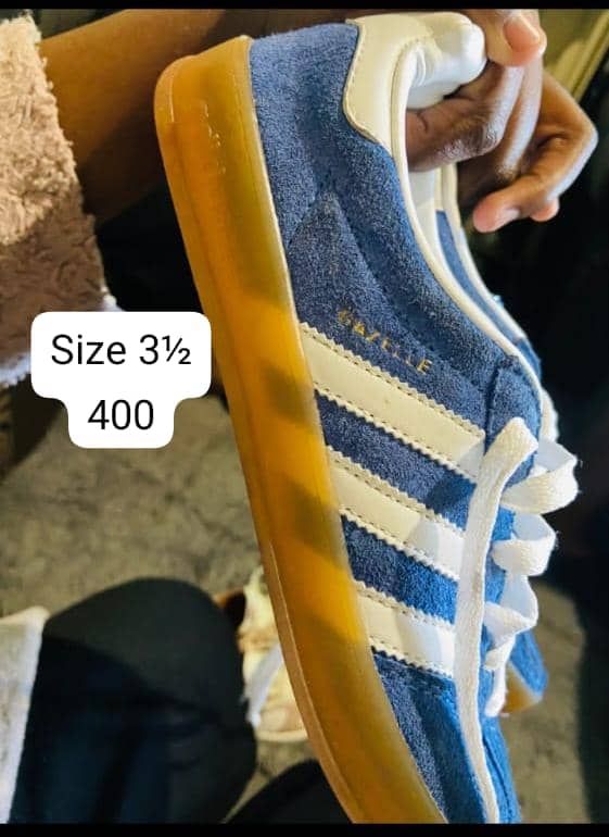 second hand original sneakers 76293946/79477400