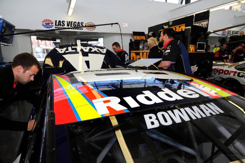 Axalta Racing - ‪We are proud to partner with Riddell...