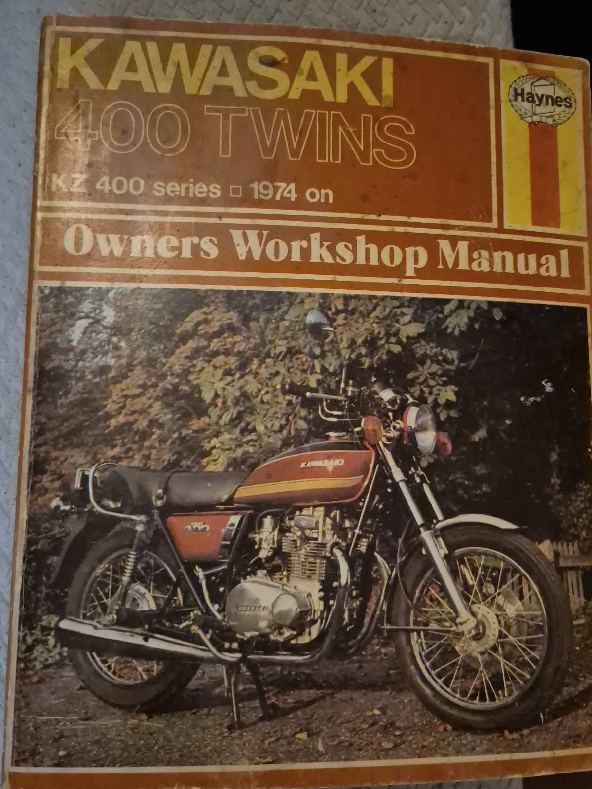 カワサキ400.500.550 owners work shop manual Comprehensive workshop manual covers Kawasaki 400, 500, and 550