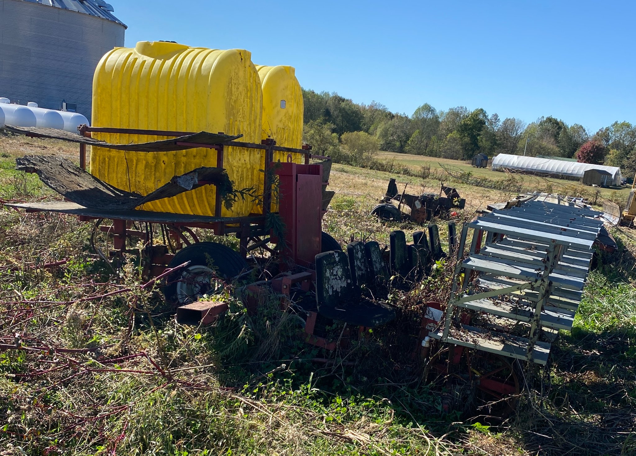 MECHANICAL 4 ROW TRANSPLANTER, FINGER TYPE, FLOAT TRAY RACKS - Pots ...