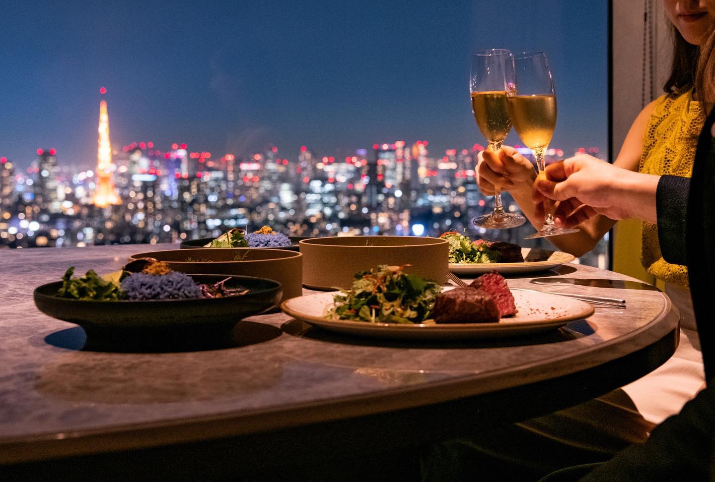 Longraintokyo 東京の素敵な夜景を独り占めできる窓側完全個室 是非特別な日に大切な人とご利用ください Facebook
