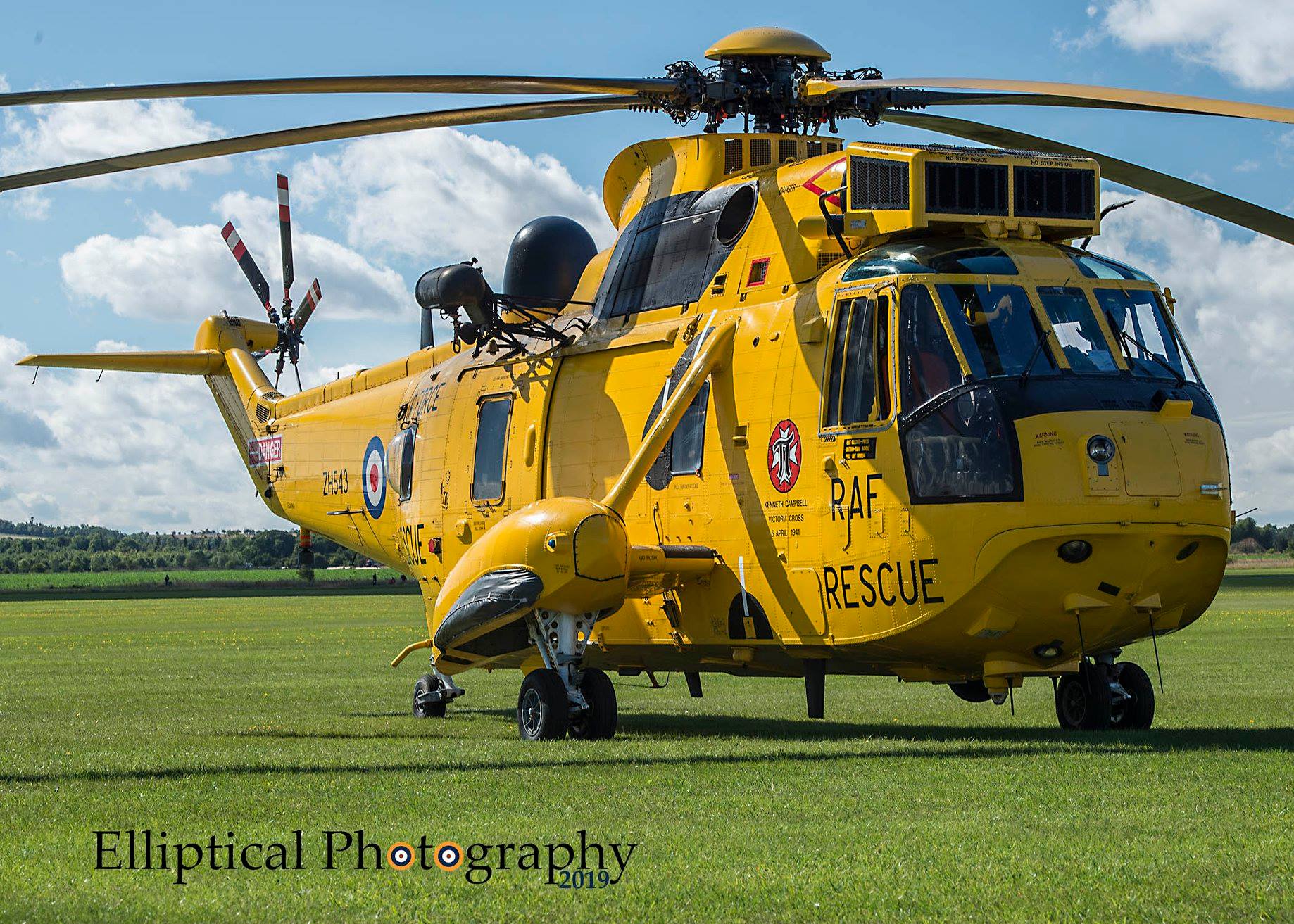 XZ594, the last 22 Squadron Search and Rescue Sea King to lift off