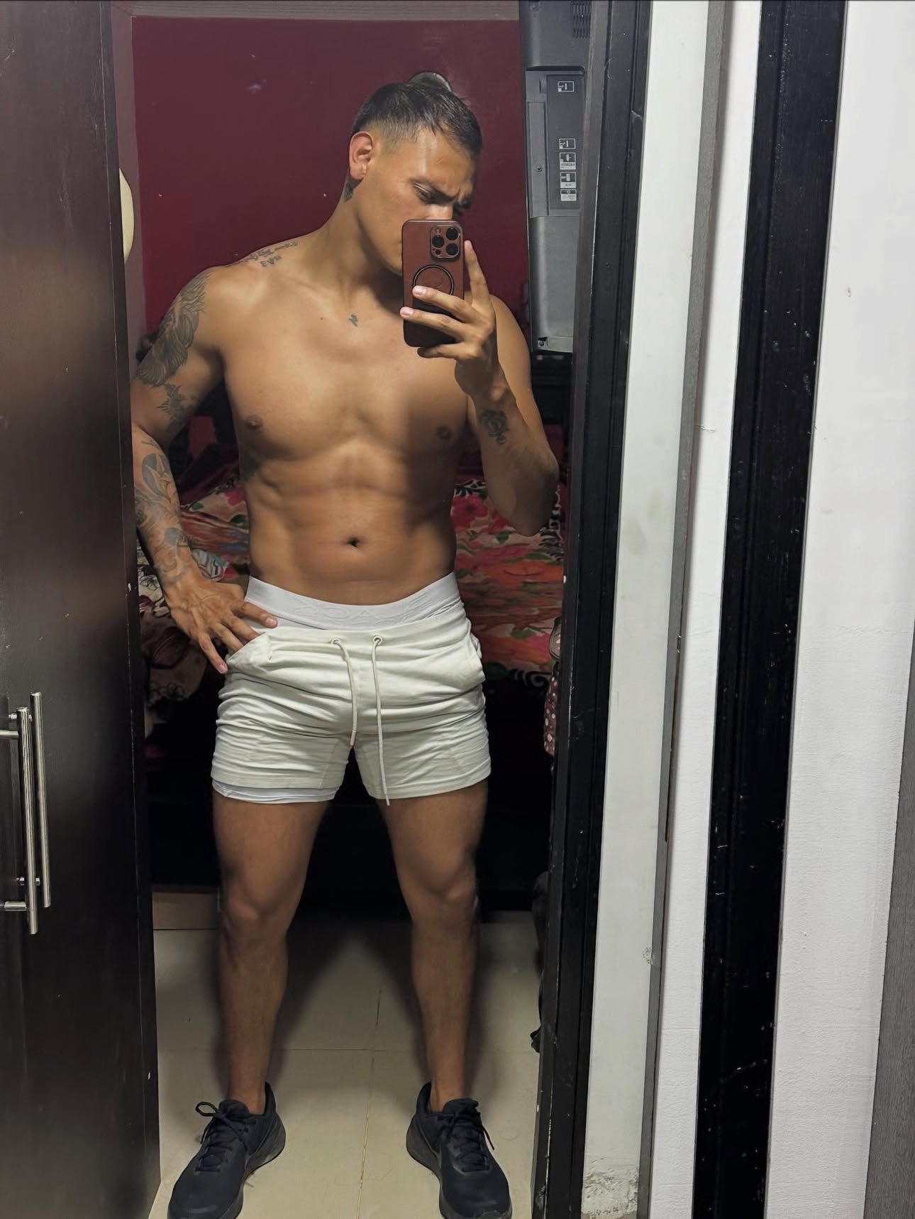Alexander Leal
