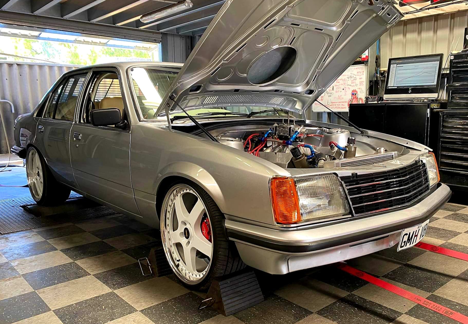 Clean VB Commodore on the dyno getting... - Blown Motorsports