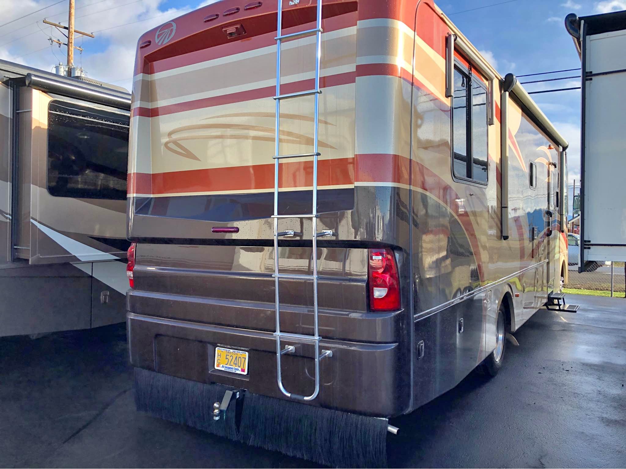 2010 Monaco Monarch Motorhome - RVs & Campers - Medford, Oregon ...