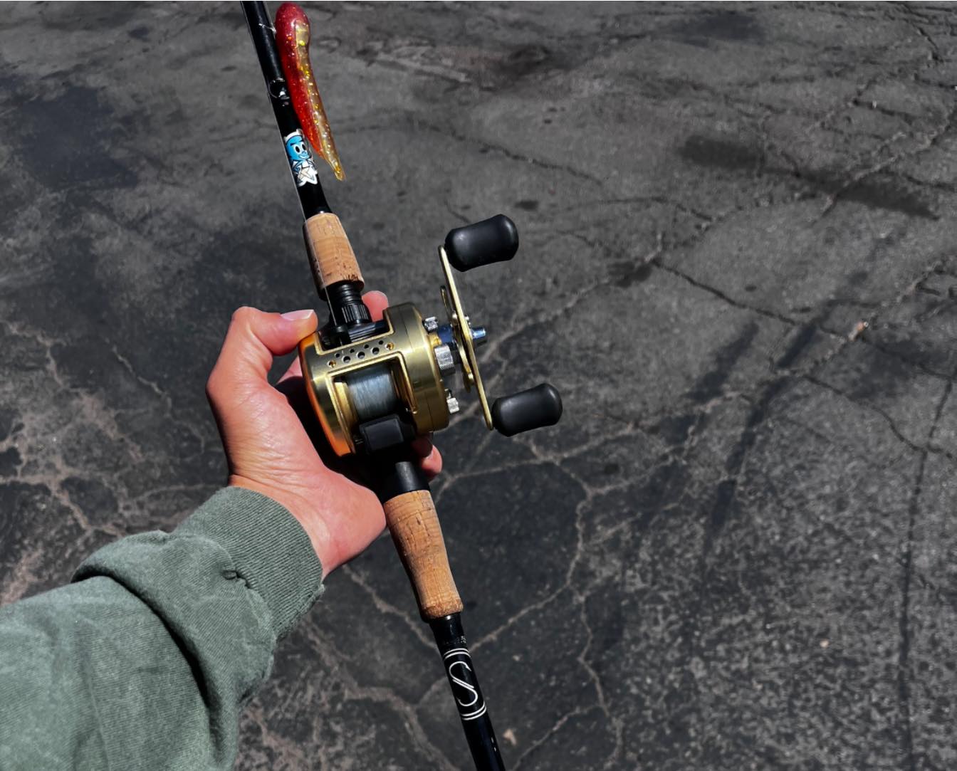 iso fishing rod shimano REMARE IV, V and VI The carbon material has been revamped to achieve light and agile operation Shimano CVS66MLD Convergence D Spinning