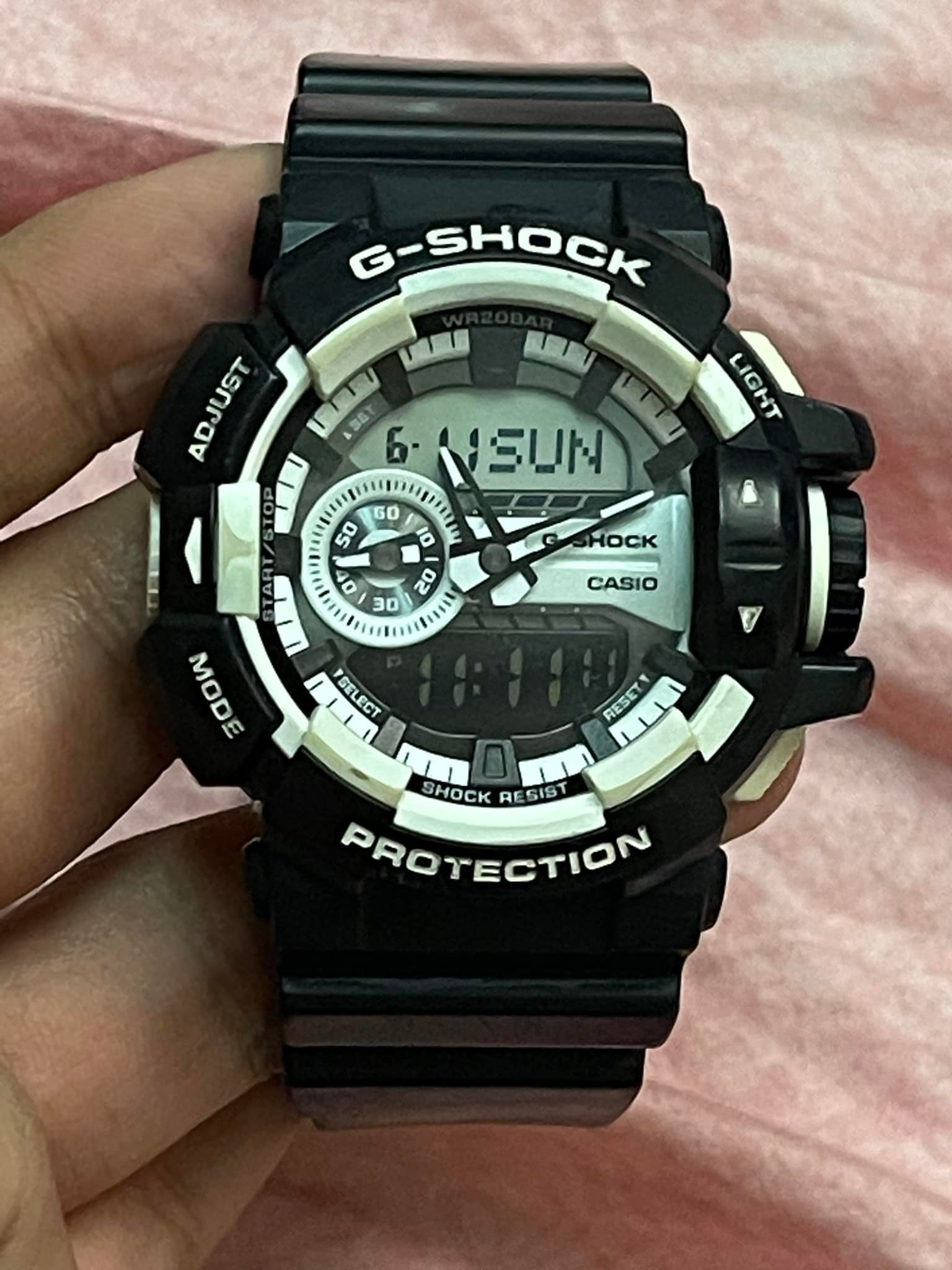 G shock 5398 GA-400 black&white all condition 95%good Sale price 