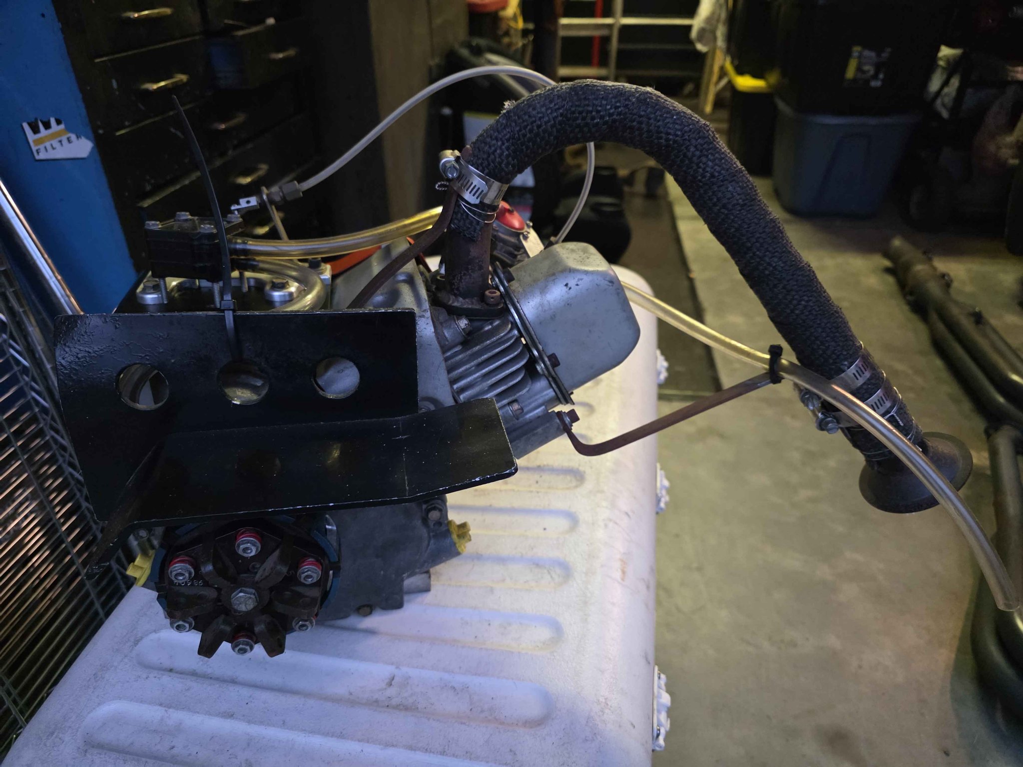 Briggs racing limited animal engine with clutch - Car Engines & Engine ...