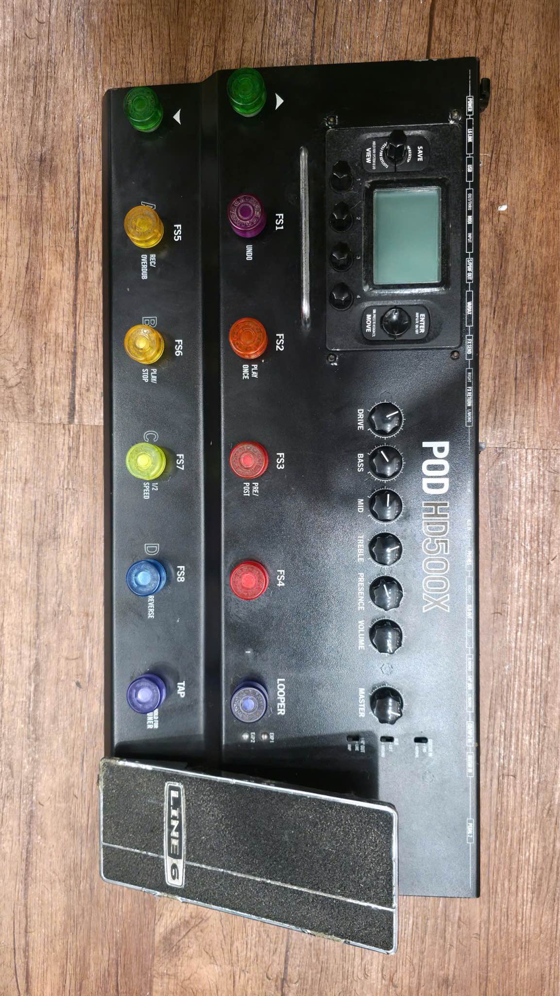 Khách lên đời nhờ em bán hộ cục fuzz Line 6 POD HD500X - Pro Audio ...