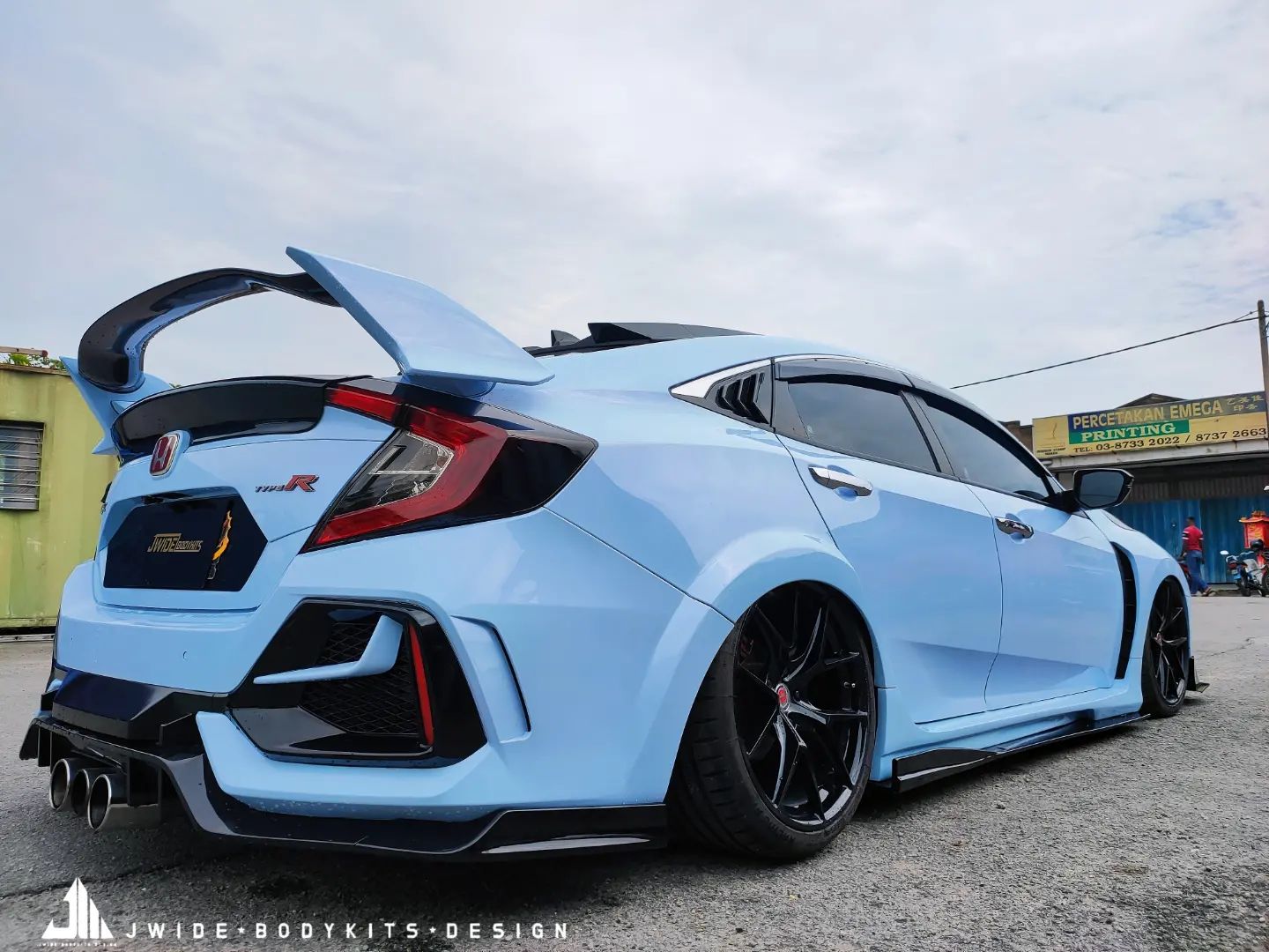 JWIDE Bodykits - Honda Civic FC convert Type R wider done💙...