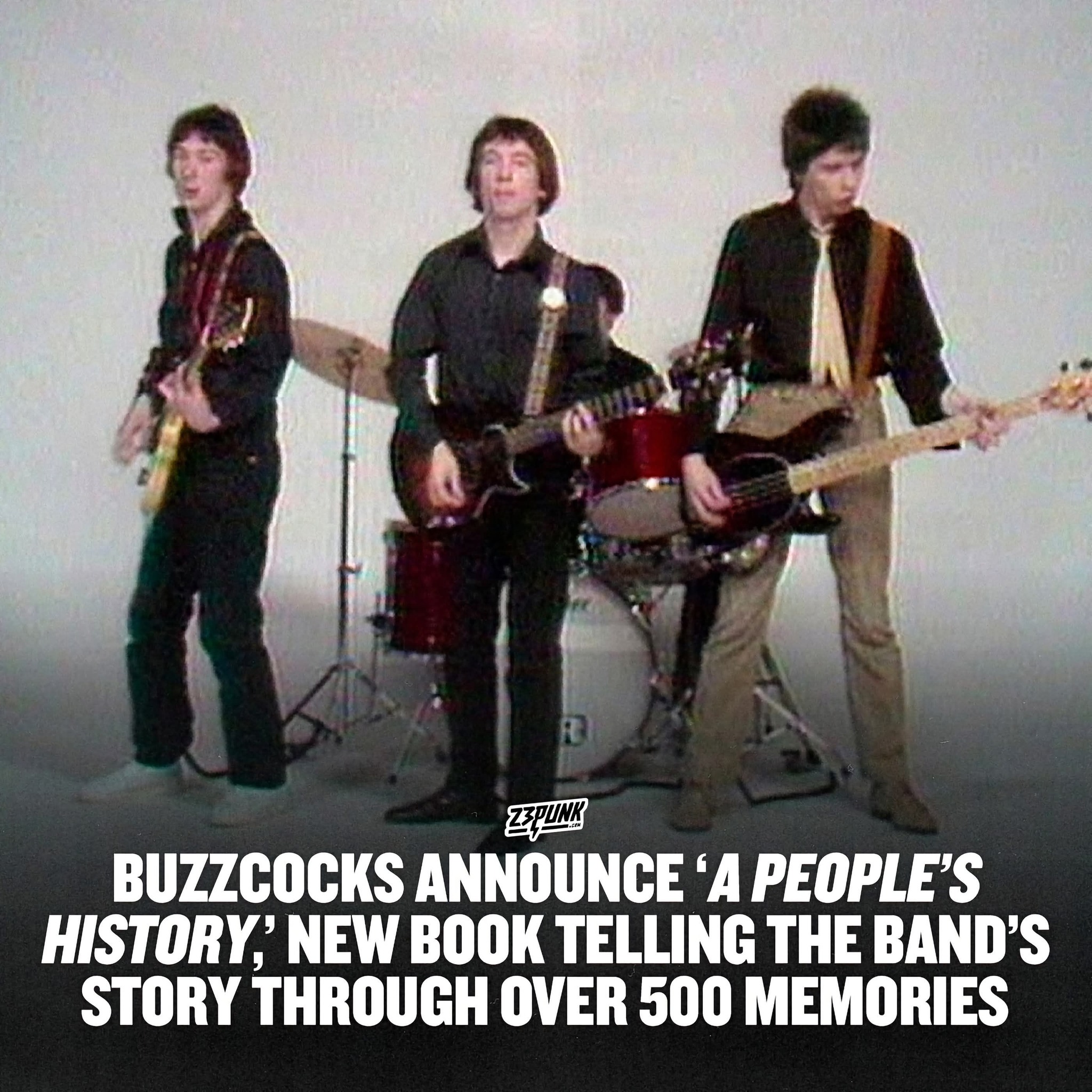 洋書 Buzzcocks songbook Buzzcocks have announced 'Buzzcocks: A People's History,' a new