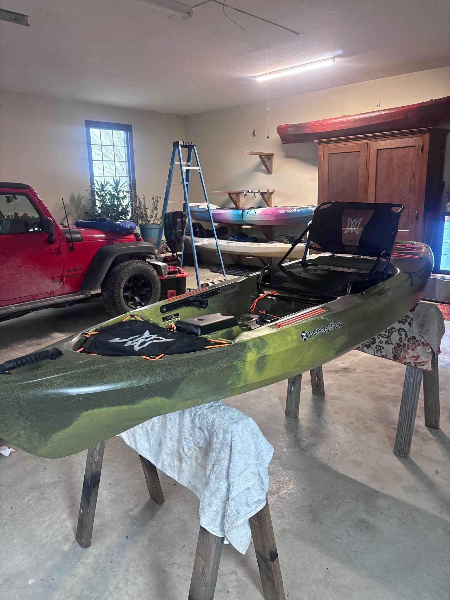 Perception Pescador PRO 10 Kayak Paddle, lifejacket, kayak carriers ...