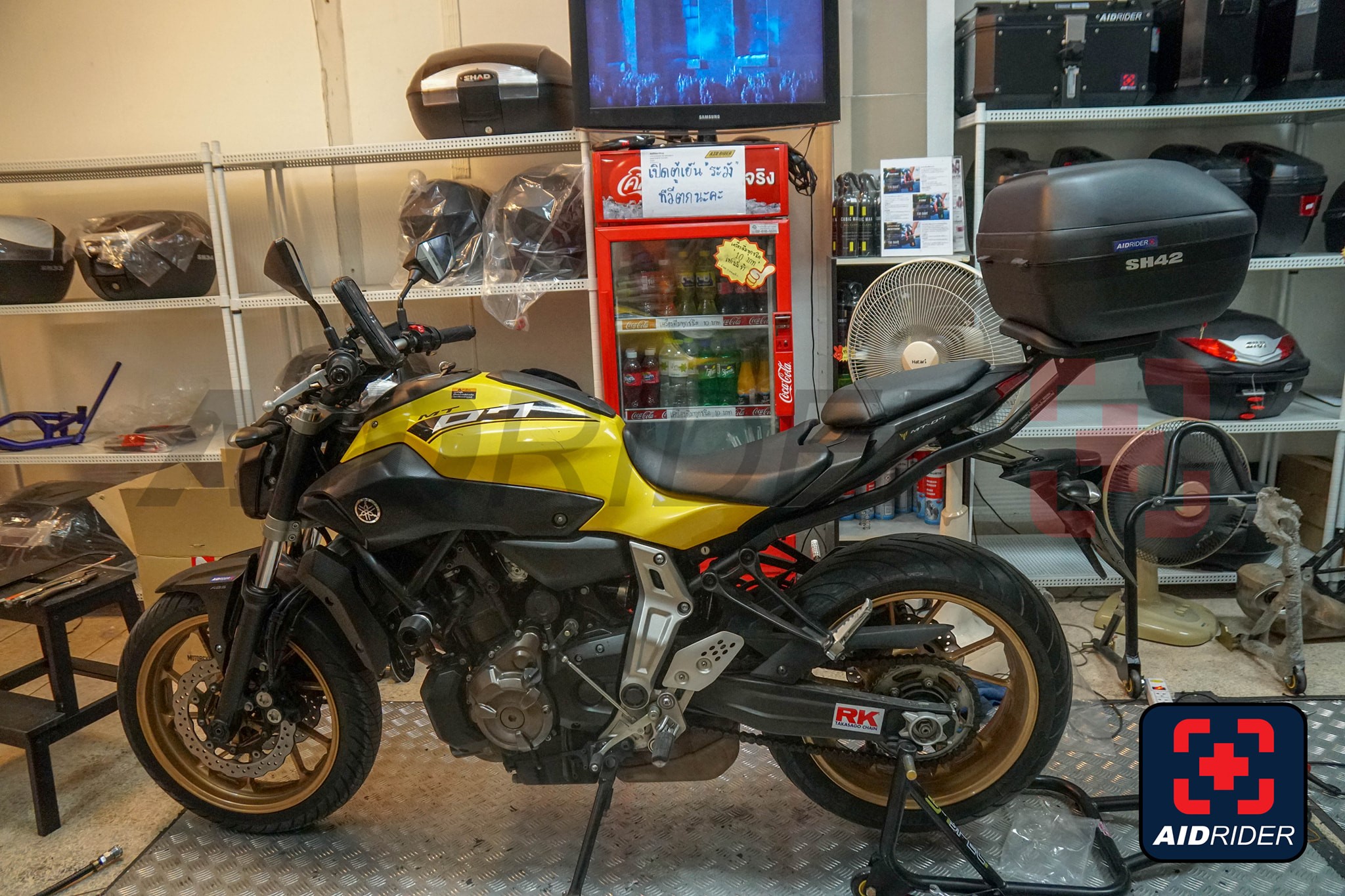 Aid Rider - เอด ไรเดอร์ อ่อนนุช : หมวกกันน็อค และ กล่องท้ายมอเตอร์ไซค์ ...