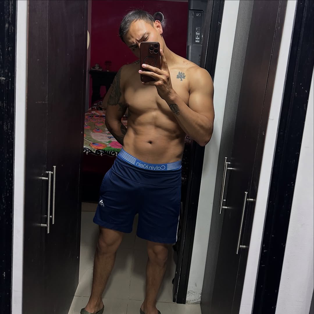 Alexander Leal