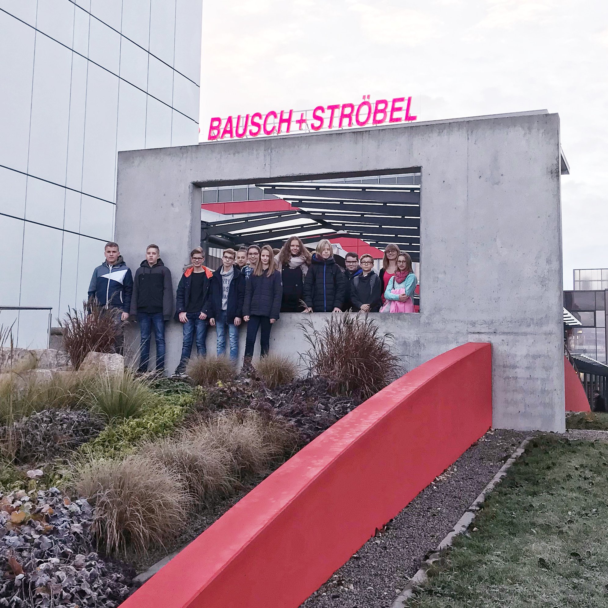 mitmachen-ehrensache-jobben-bausch-str-bel-se-co-kg-facebook
