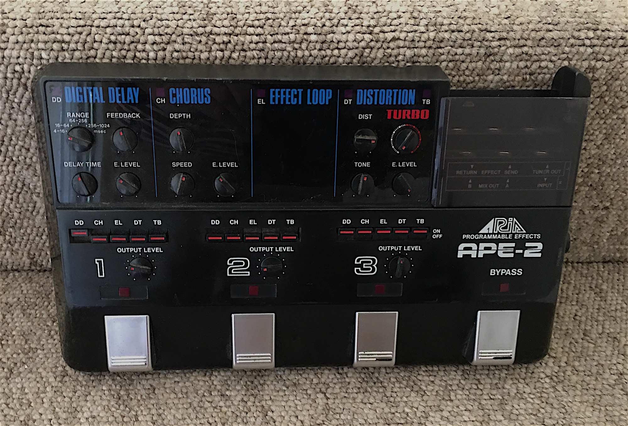 Vintage Aria chorus pedal from the 80's still works