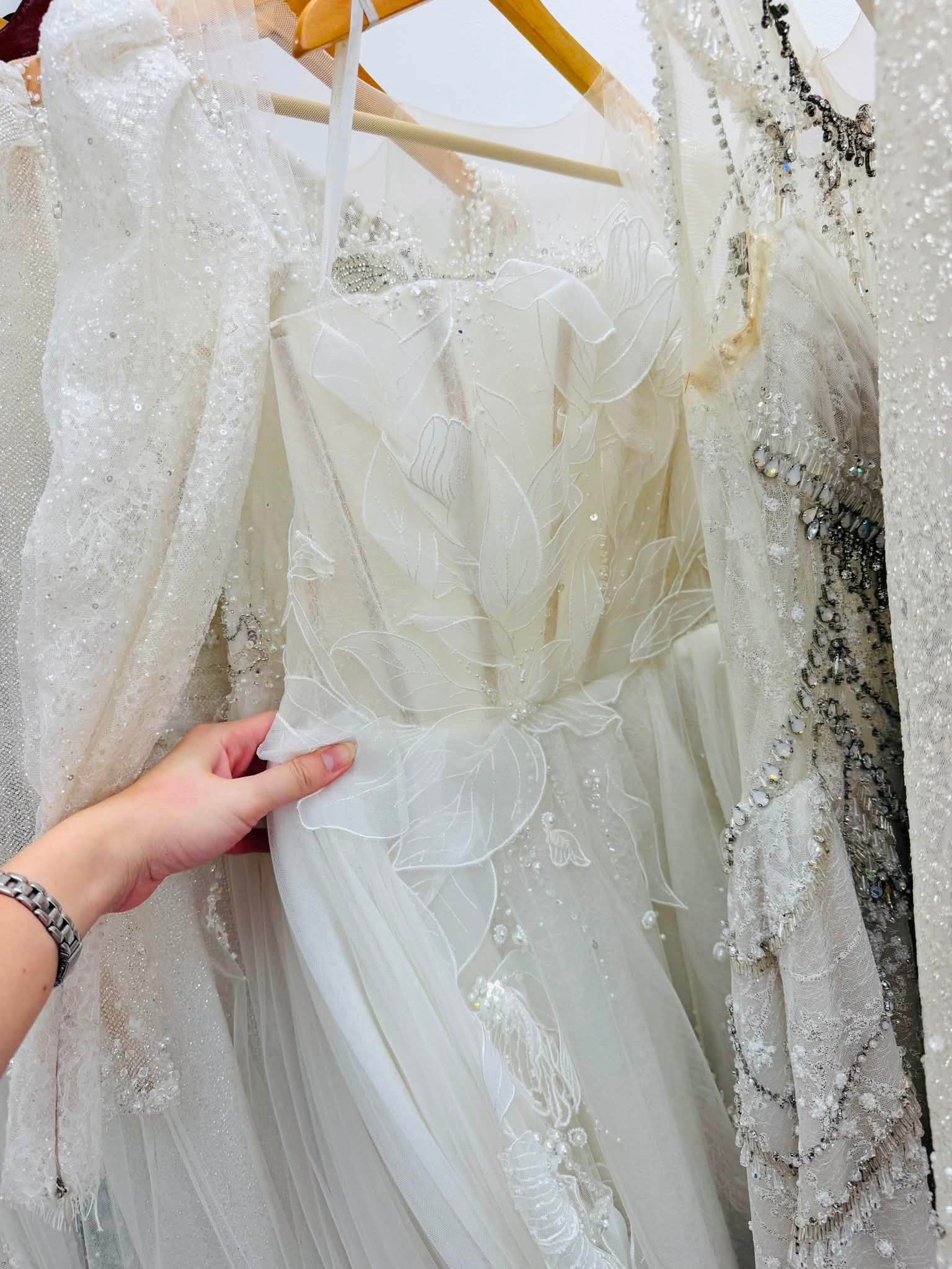 bridesmaid dress alterations houston What are some budget-friendly wedding alteration options in Houston? 	badge-Made in USA Calvornis Men's Black Suit Size:110