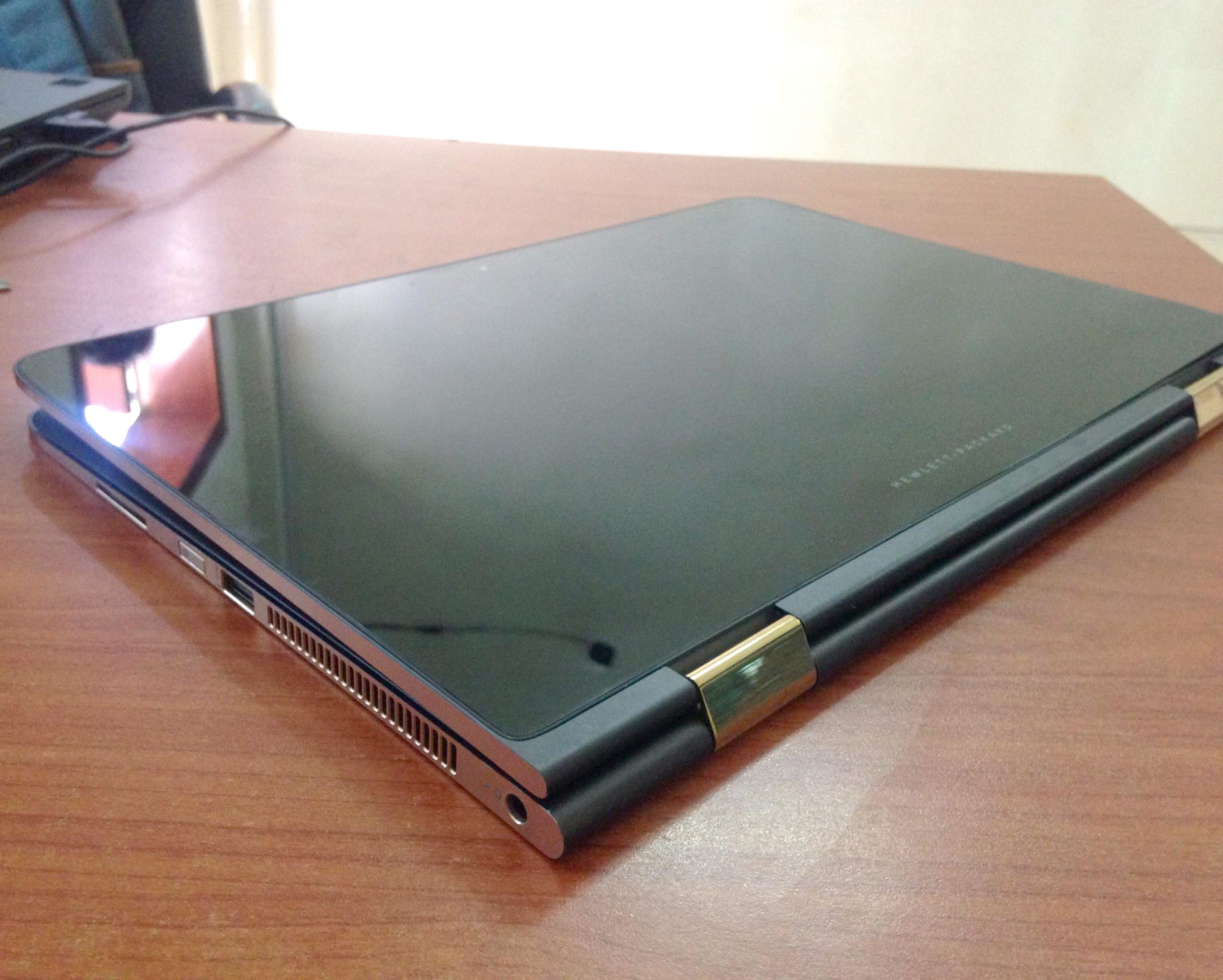 HP Spectre x360 Convertible 2-in-1 Notebook/Tablet Touchscreen
