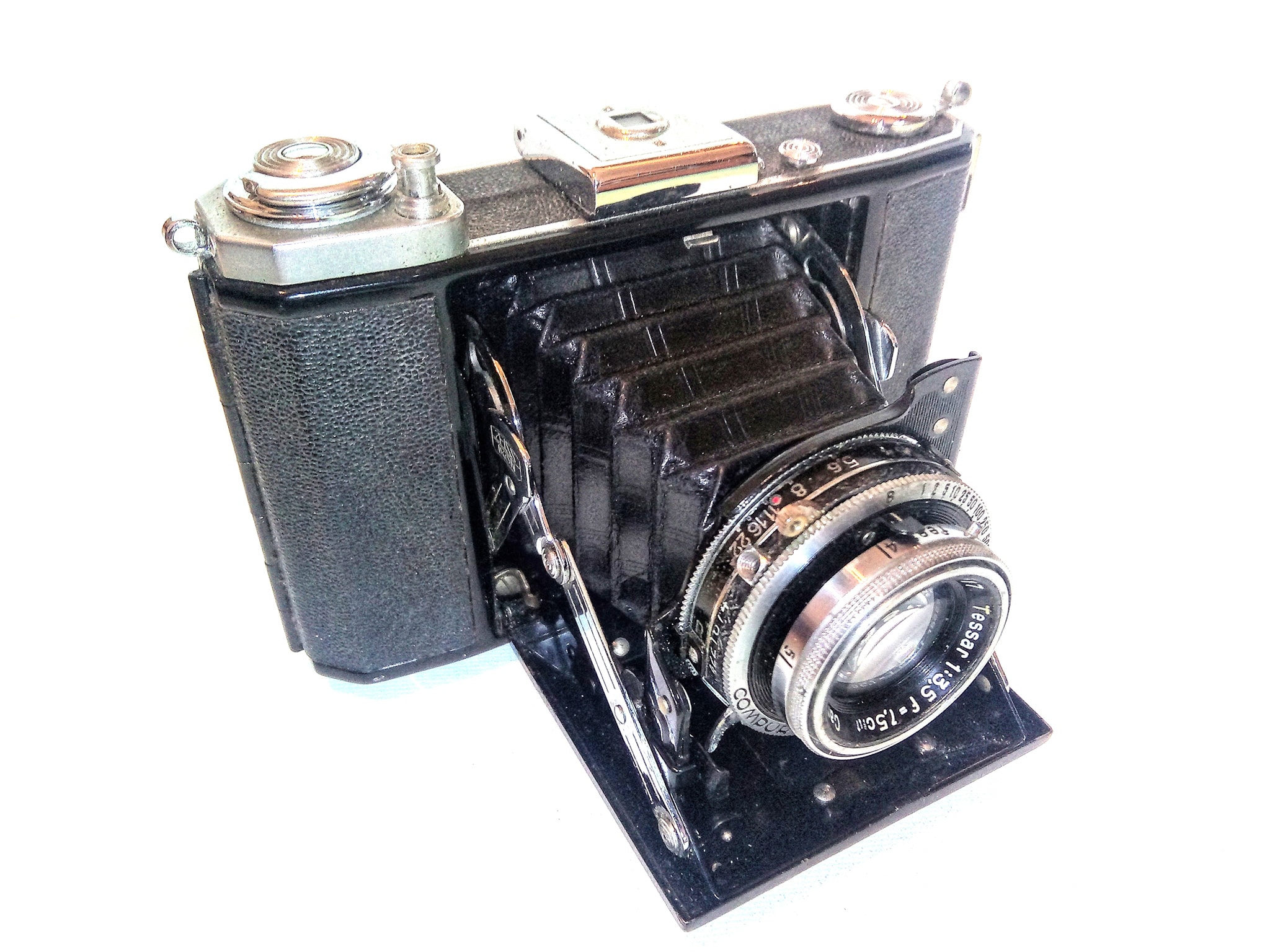Zeiss-Super Ikonta 533/16, a favorite vintage camera