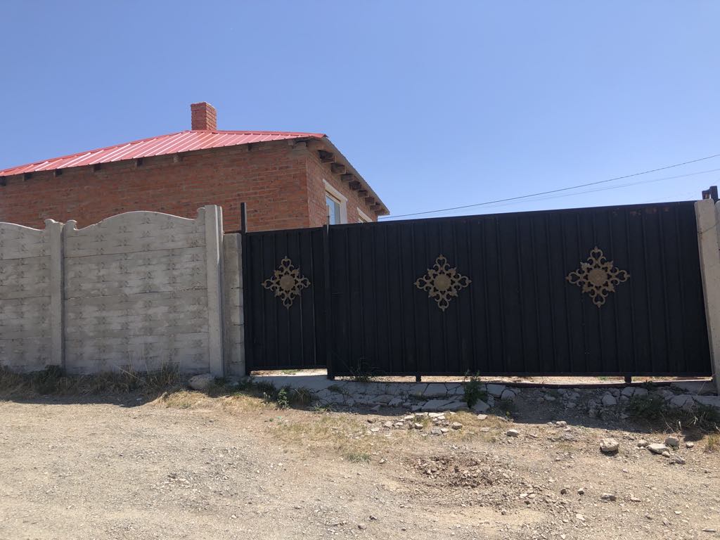 ХАШАА БАЙШИН ЗАРНА АВНА | 🏠 **Хашаа байшин зарна** | Facebook