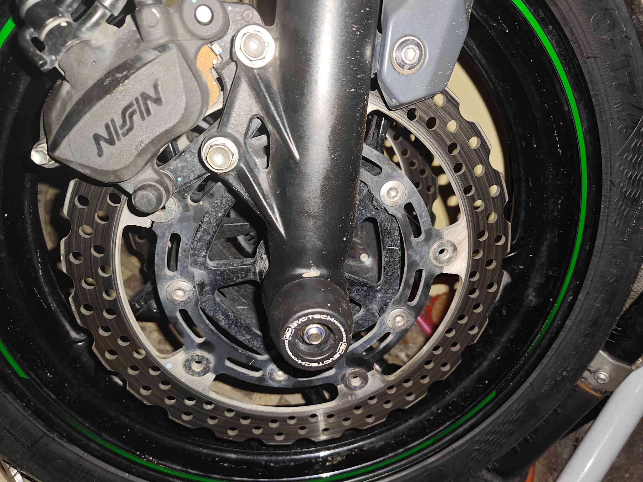 まり My Honest Review of the Beast Tyre Warrior SR330