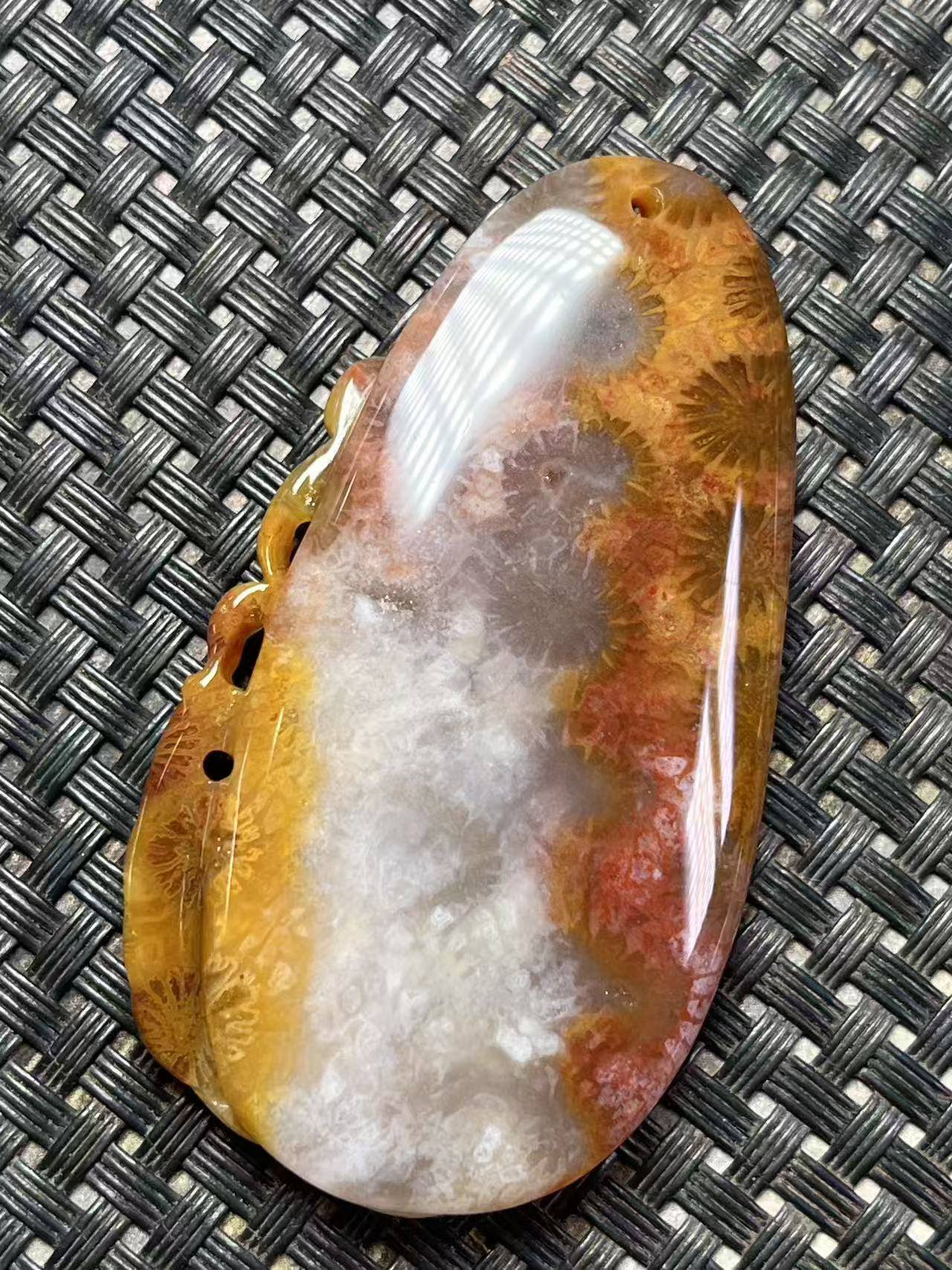 天然珊瑚玉精品雕件