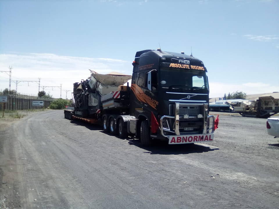 Our K25 axles & crawler... - Absolute Rigging and Transport | Facebook