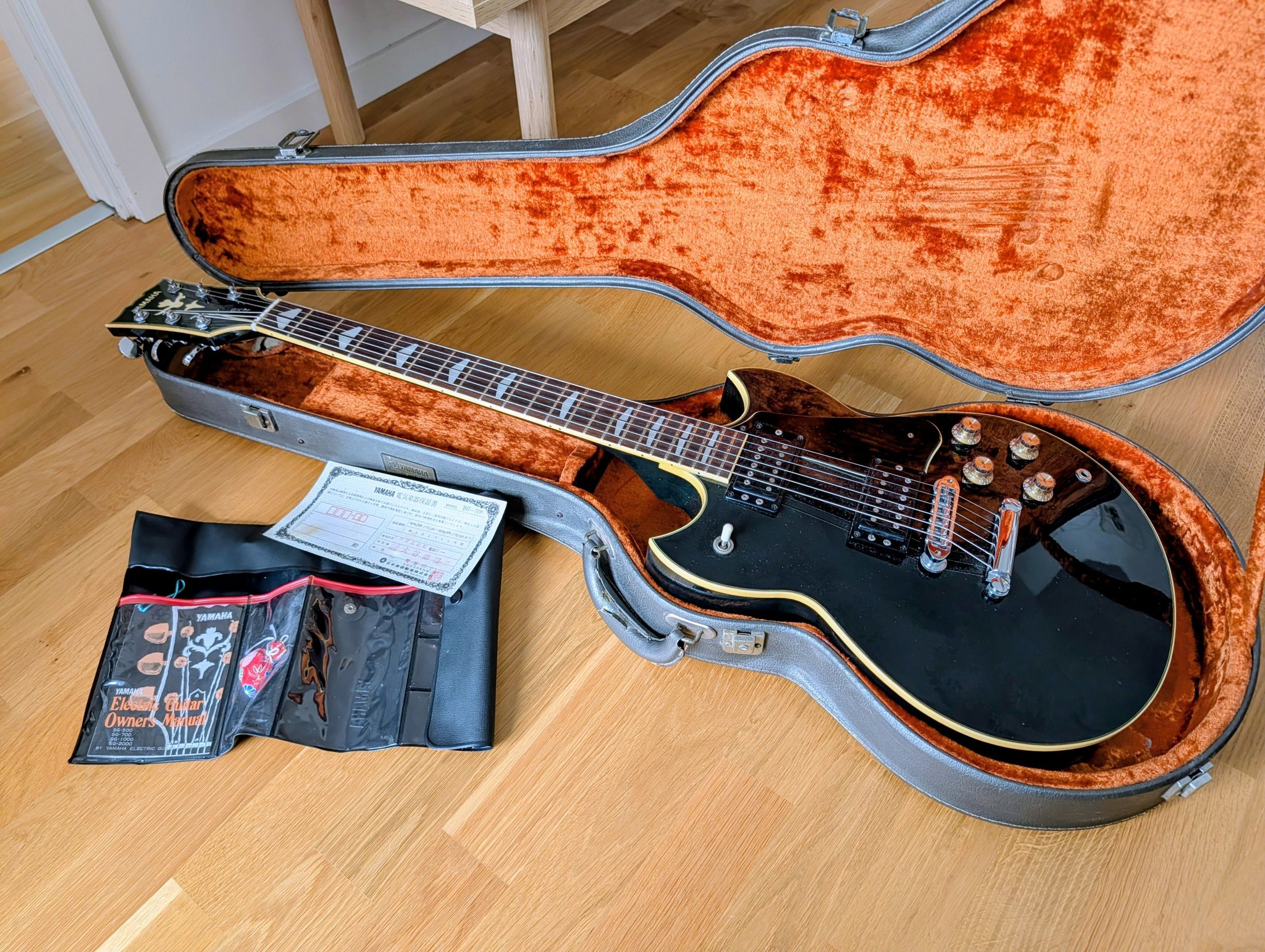 Yamaha SG500 guitar from Japan
