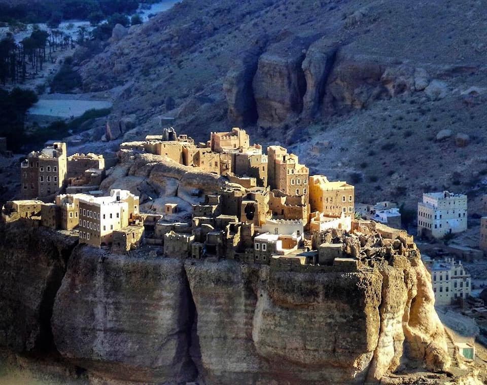 #حضرموت__وادي_دوعن ‏#قرية_حيد_الجزيل قرية أثرية من الصعب تصديق وجودها ...