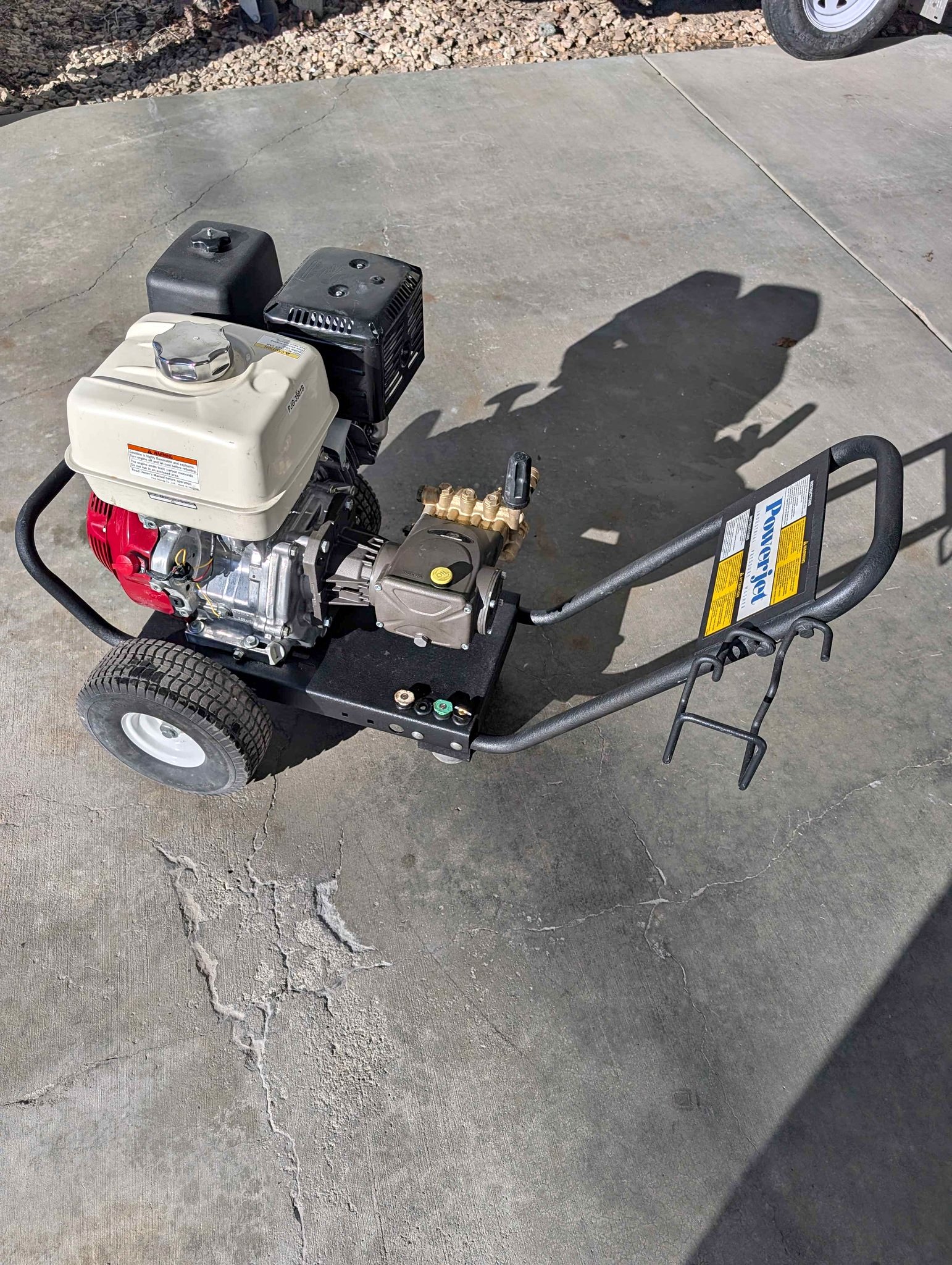 Husqvarna cr950 3200 psi pressure washer - Pressure Washers - Kelowna ...