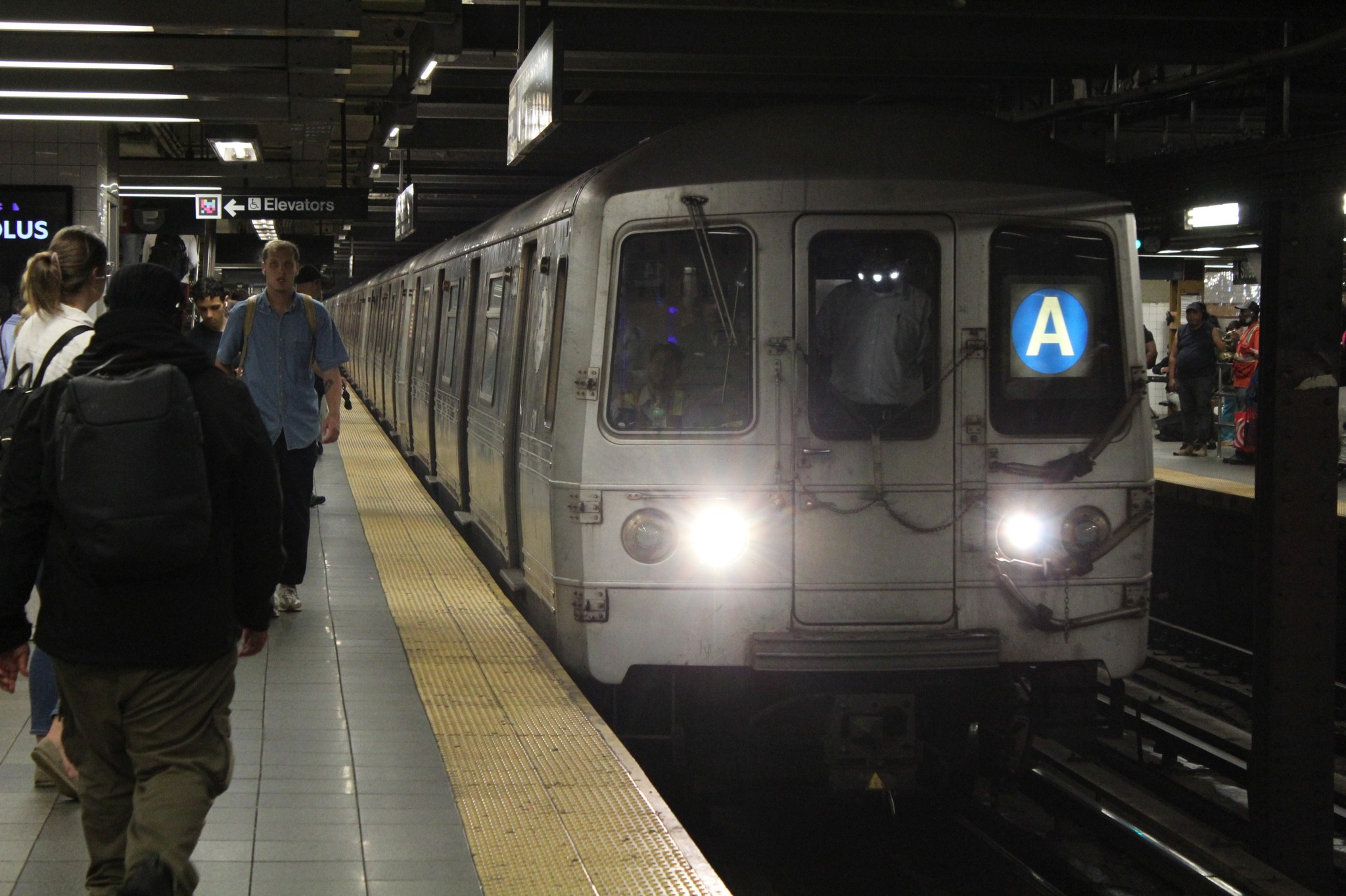 ONLY CLASSIC NYCTA SUBWAYS BUSES/LIRR/METRO NORTH and PATH and Moments ...