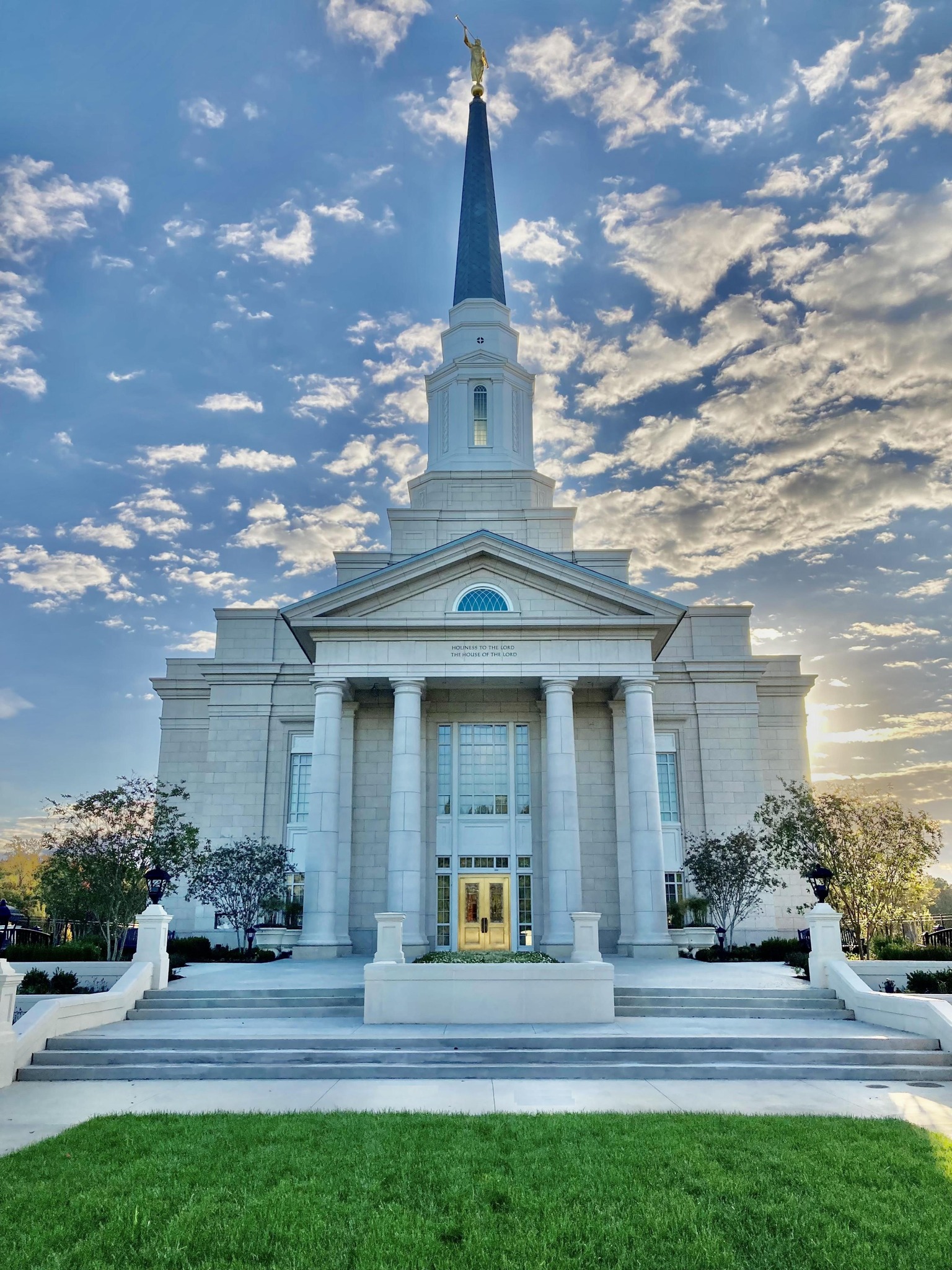 Reservations are available for free tours of the Richmond Virginia