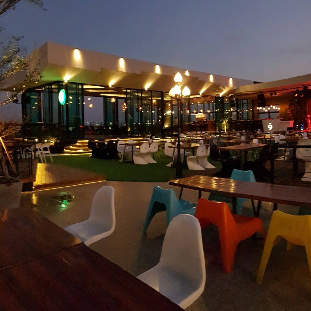 เปิดแล้ว Level 9 Rooftop Bar ชั้น 9... - Icon It Chiangmai | Facebook