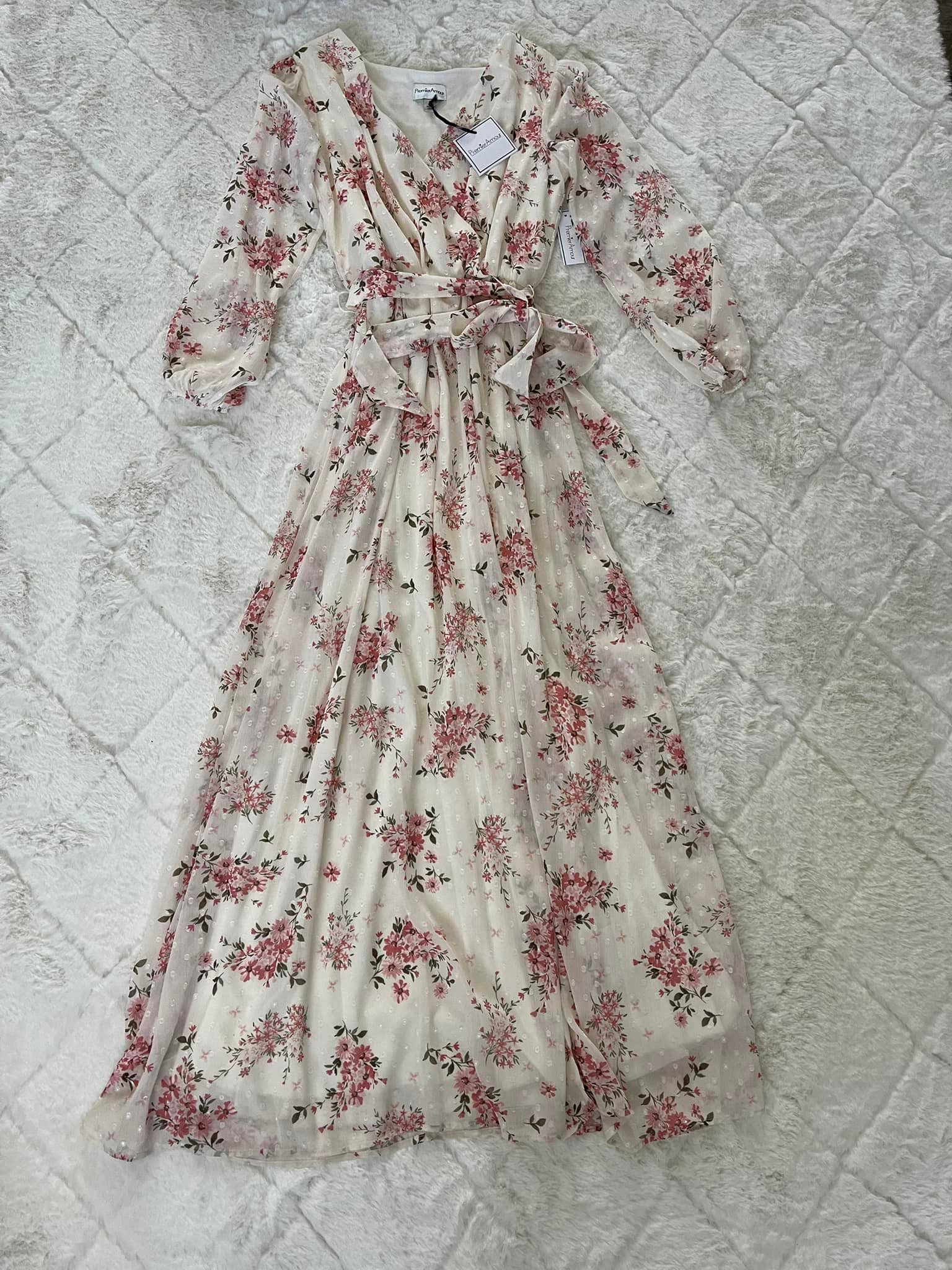 chinese dress ladies American Eagle Women's U-1399-7013-900 Floral Flutter-Sleeve Smocked Midi  Dress L Multi: Buy Online at Best Price in UAE