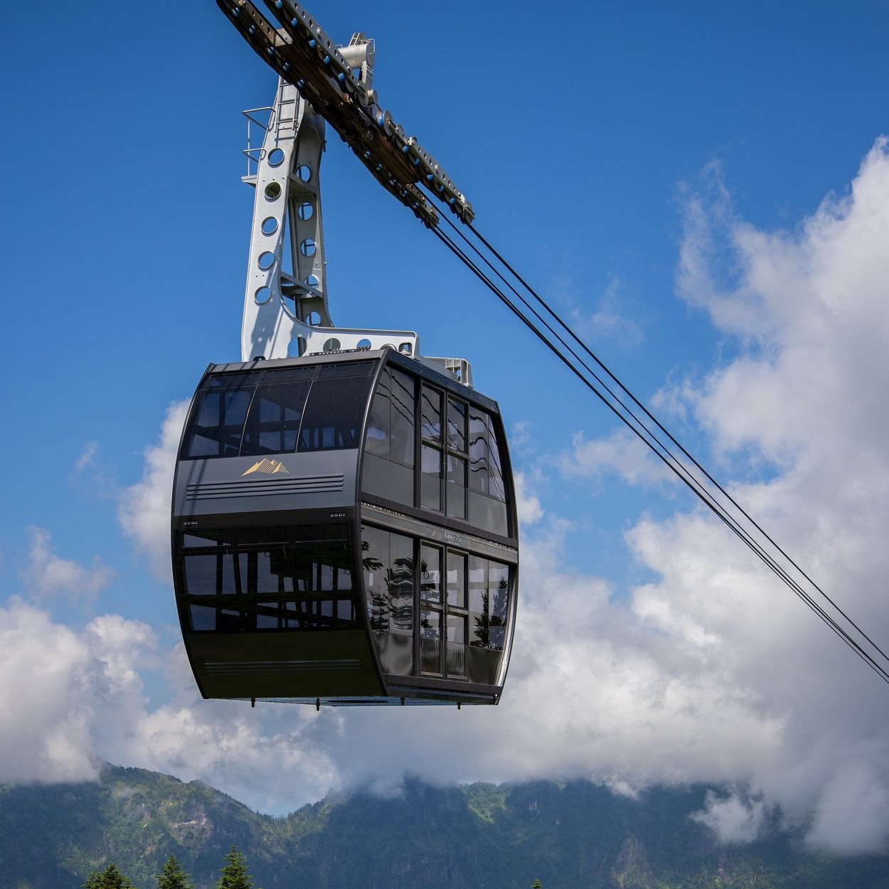 Shinhotaka Ropeway added a new photo. - Shinhotaka Ropeway