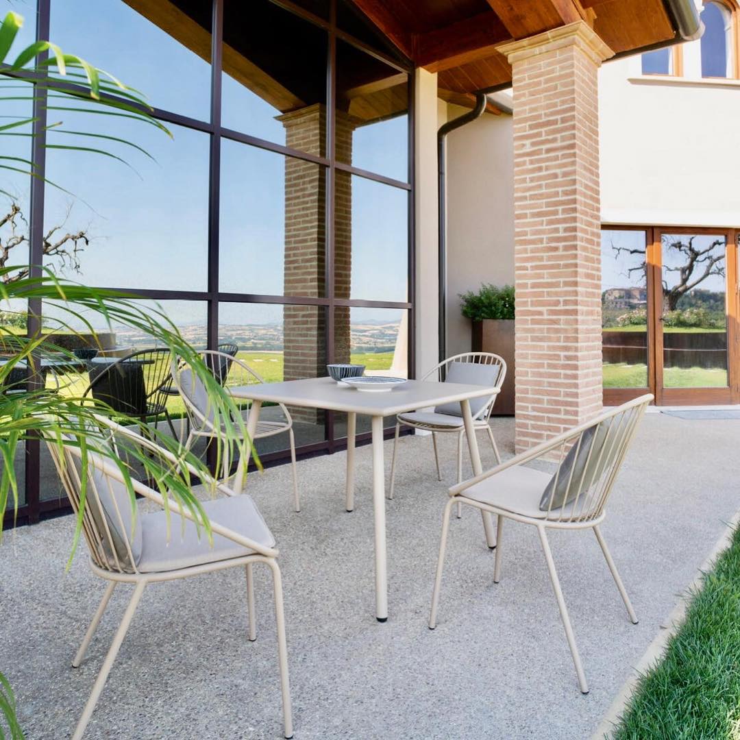 Garden Europa - Linee di design essenziali per arredare...