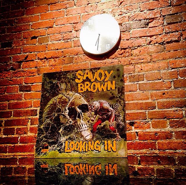Kim Simmonds reflects on Savoy Brown's 'Looking In' album