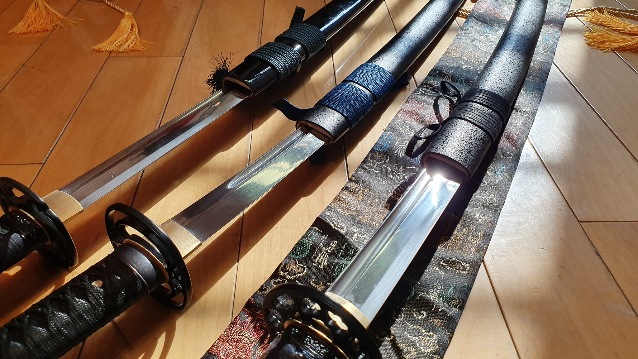 武魂擊-台灣甲冑武士隊 - 輕量居合斬武士刀（無開刃）!新貨到~ 此款風切聲非常大。輕輕一劃，便能聽到風切聲。... | Facebook