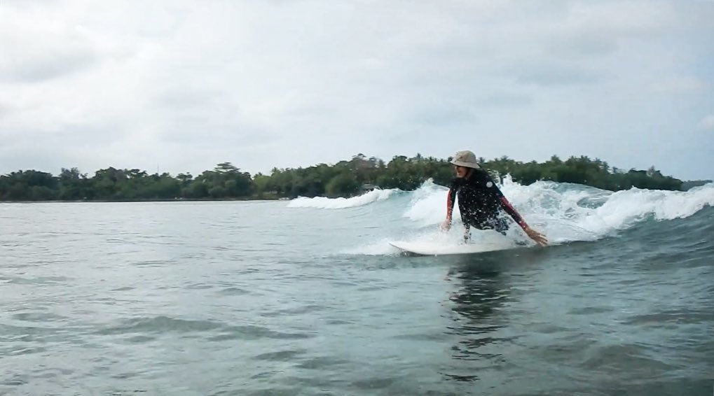 Vanuatu Kite & Surfing - Pertext waves for learning how to surf safely ...