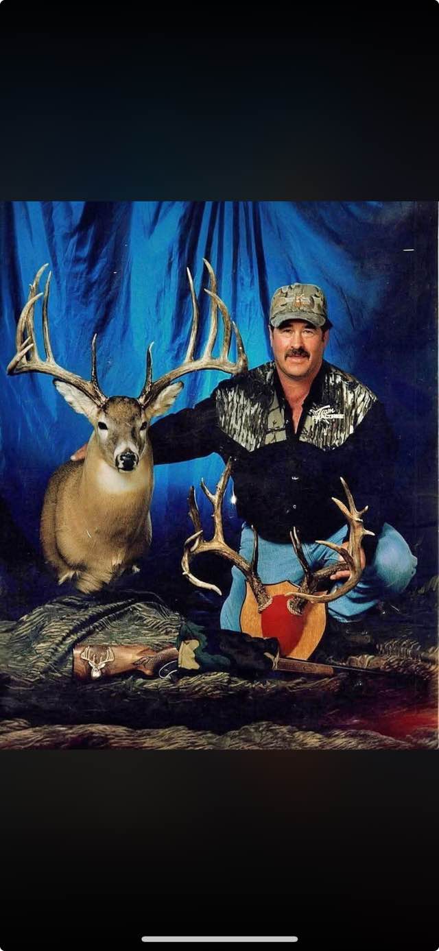 Rick Labbe - Deer hunting legend Milo Hanson passed away... | Facebook