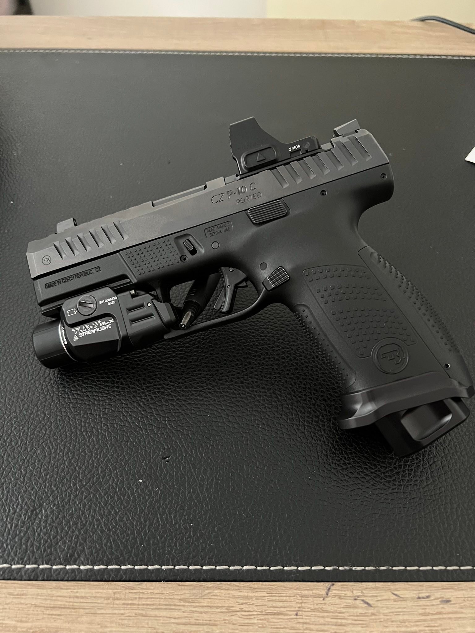 Base de poignée en aluminium pour CZ P10C - TONI SYSTEM - Rouge