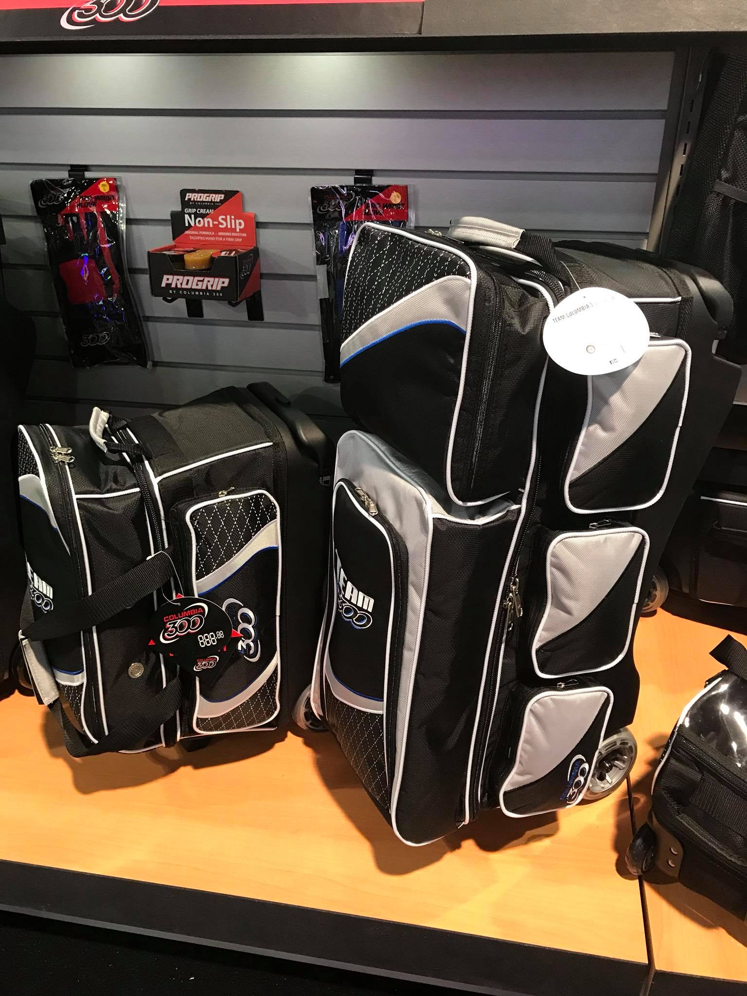 ボウリング用バッグ Brunswick Groove Single Ball Backpack