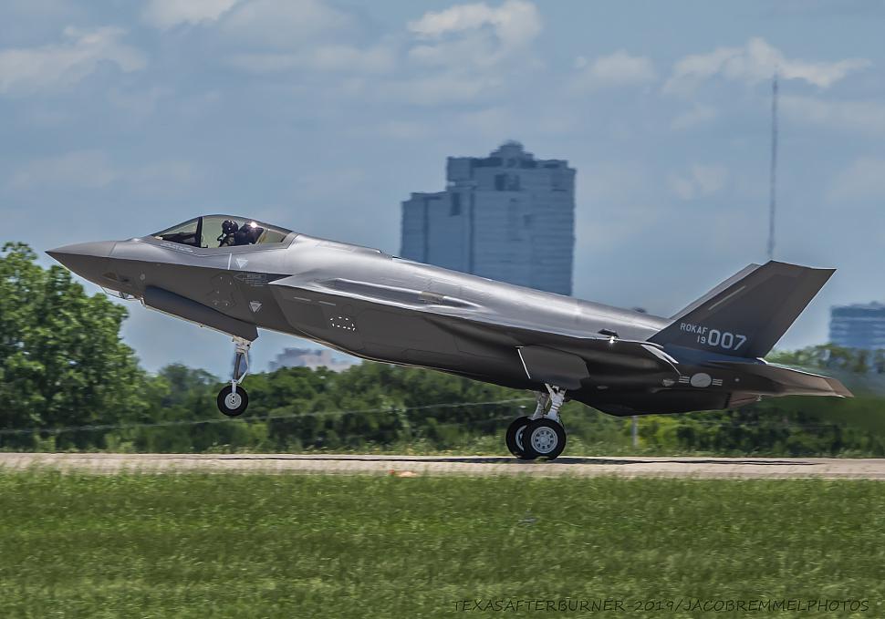 ROKAF F-35A Lightning II 007 & 008.... - Korea Defense Blog | Facebook